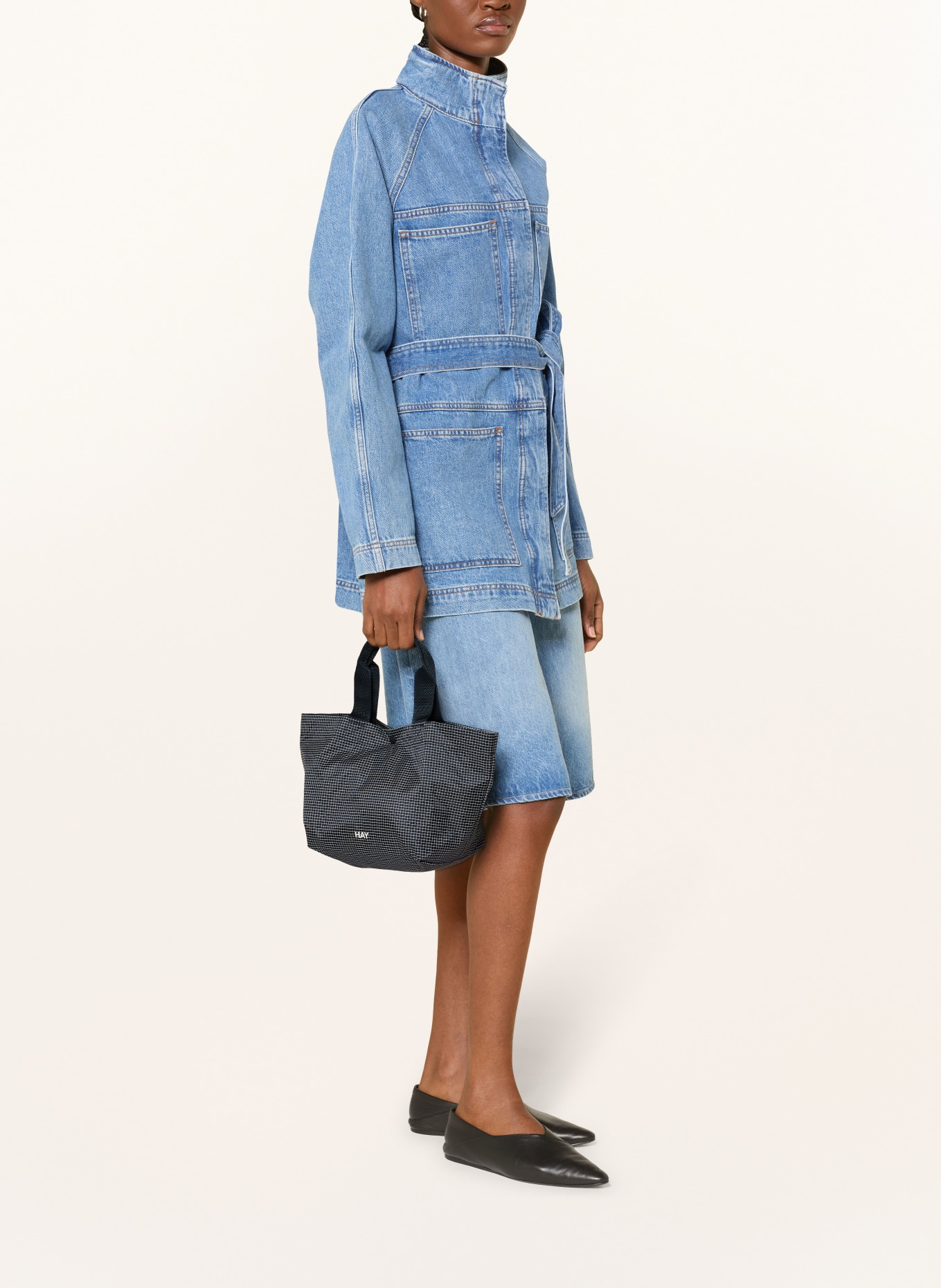 HAY Handtas GRID MINI: DONKERBLAUW / WIT