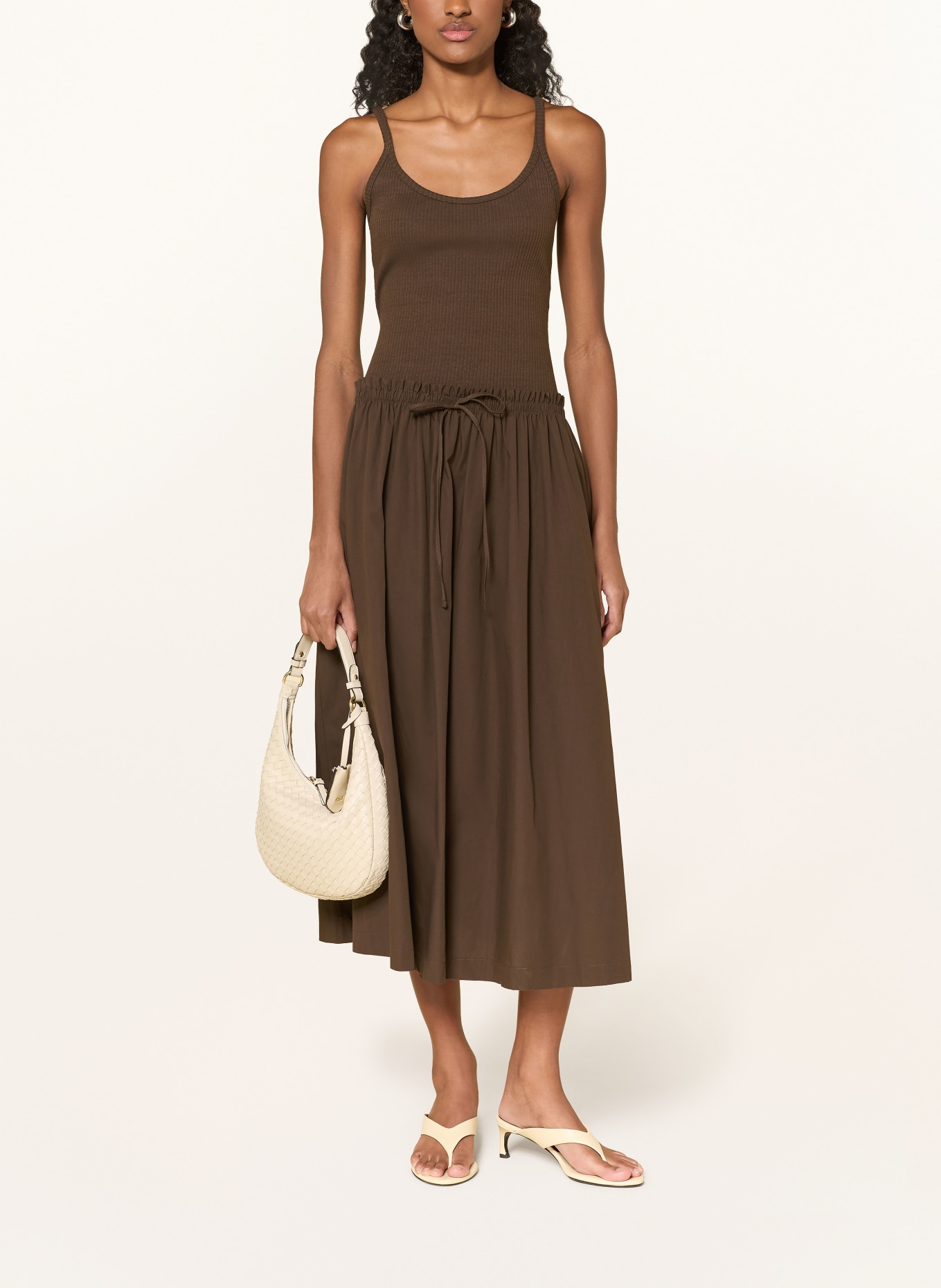 ESTHÉ Jurk van gemengde materialen: BRUIN