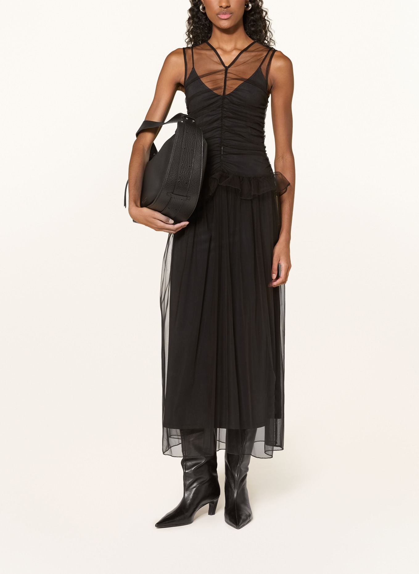 ESTHÉ Šaty s volánky: ČERNÁ