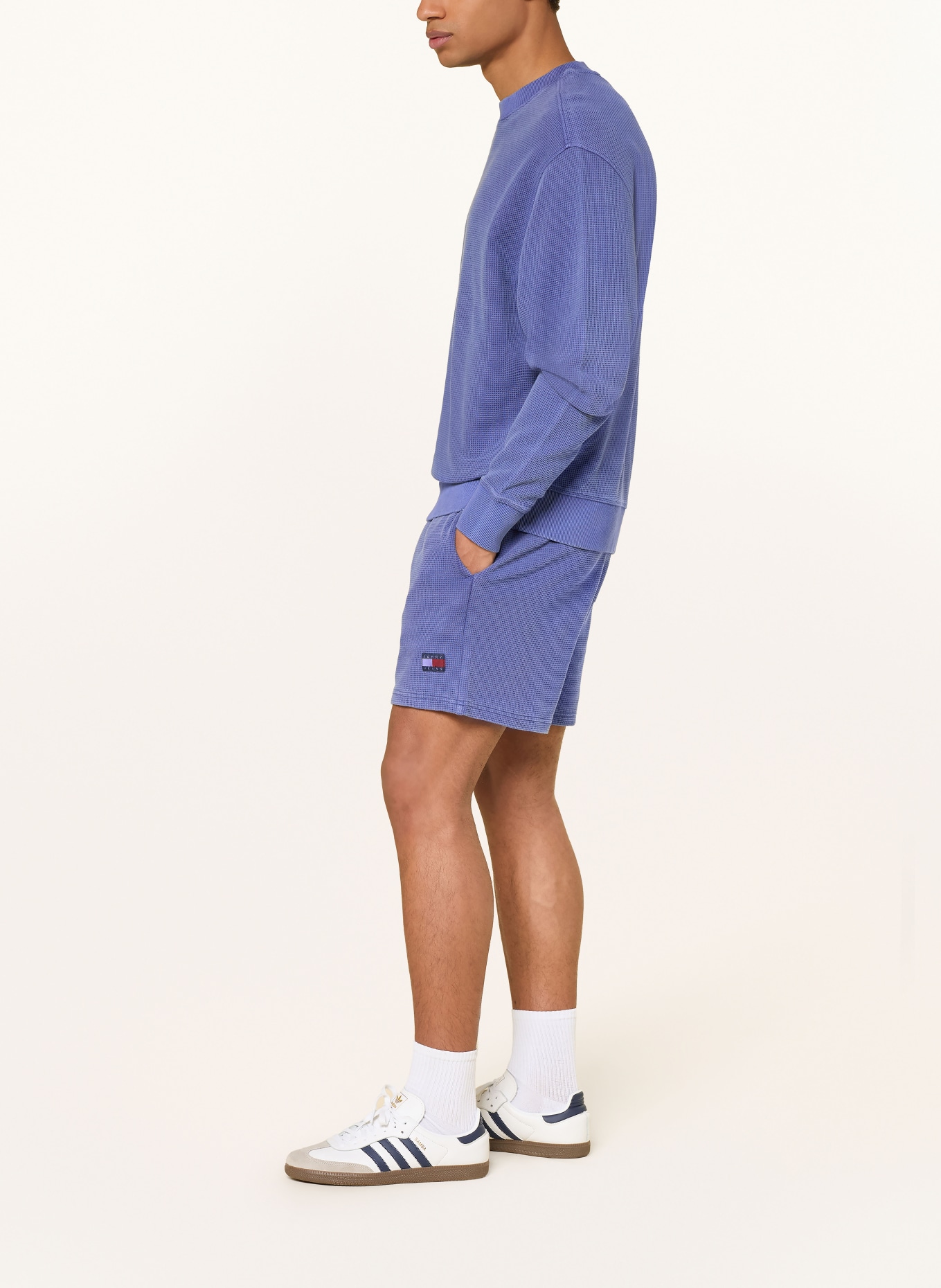 TOMMY JEANS szorty: NIEBIESKI