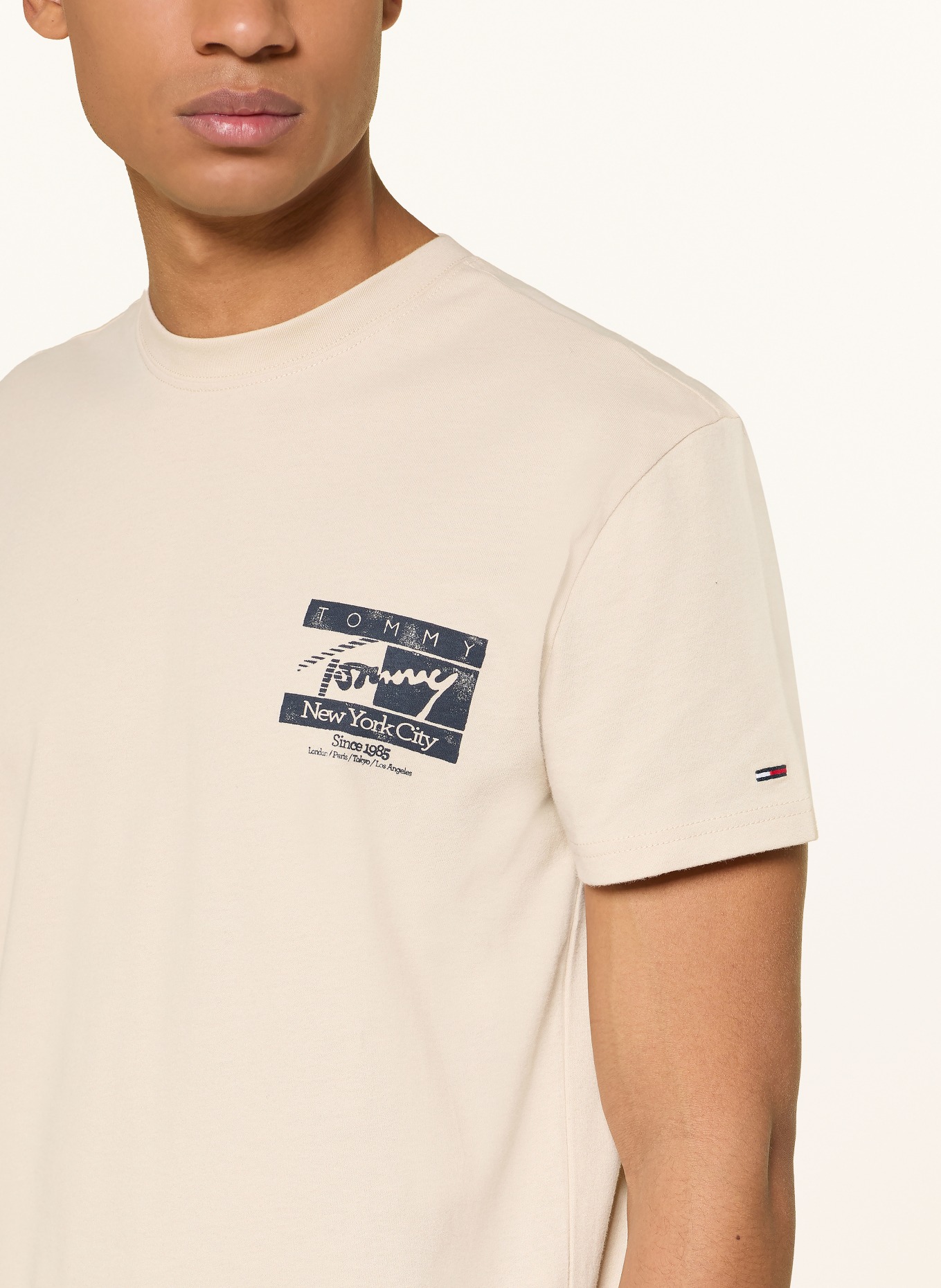 TOMMY JEANS T-Shirt: BEIGE