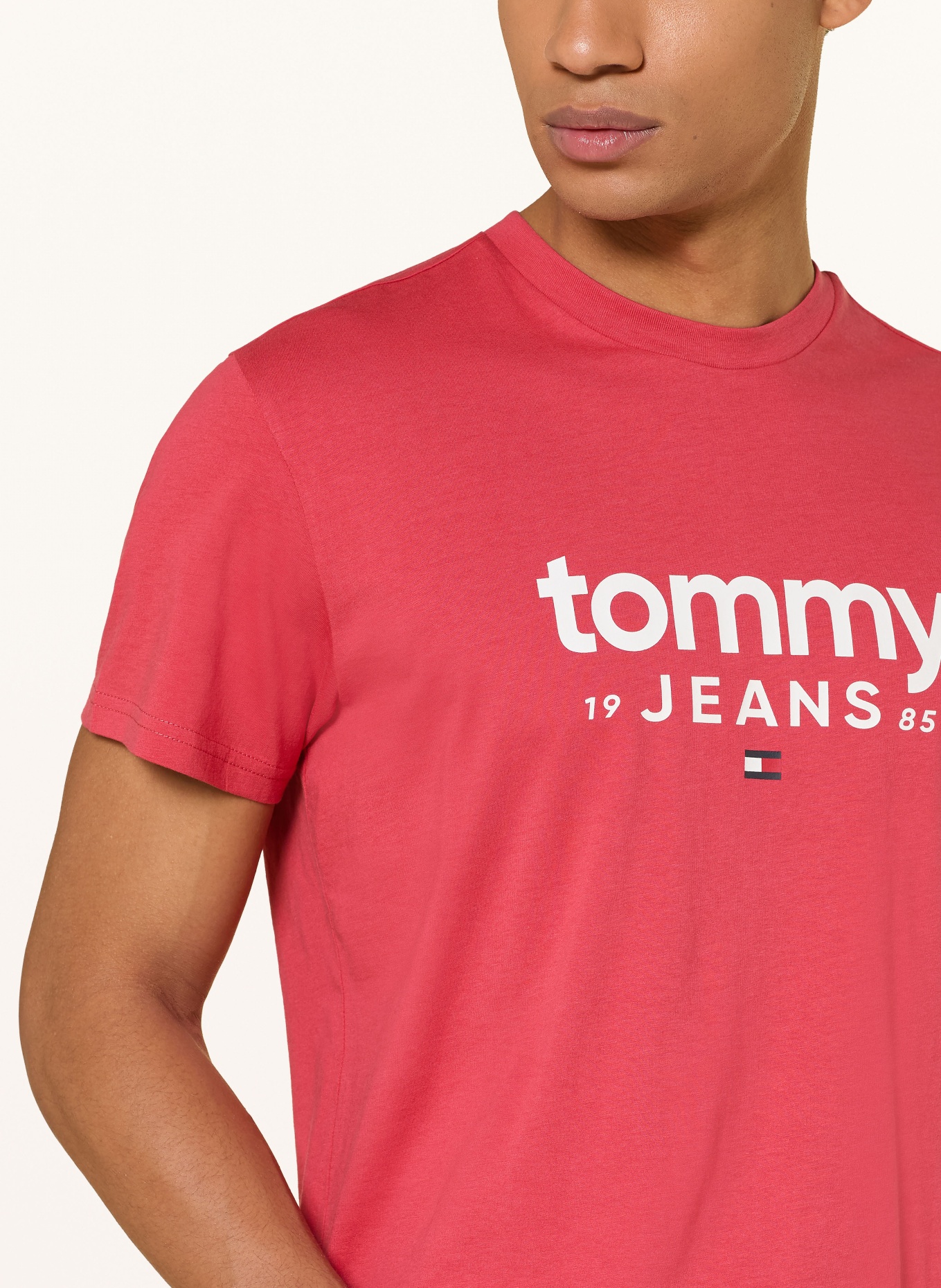 TOMMY JEANS T-Shirt: HELLROT