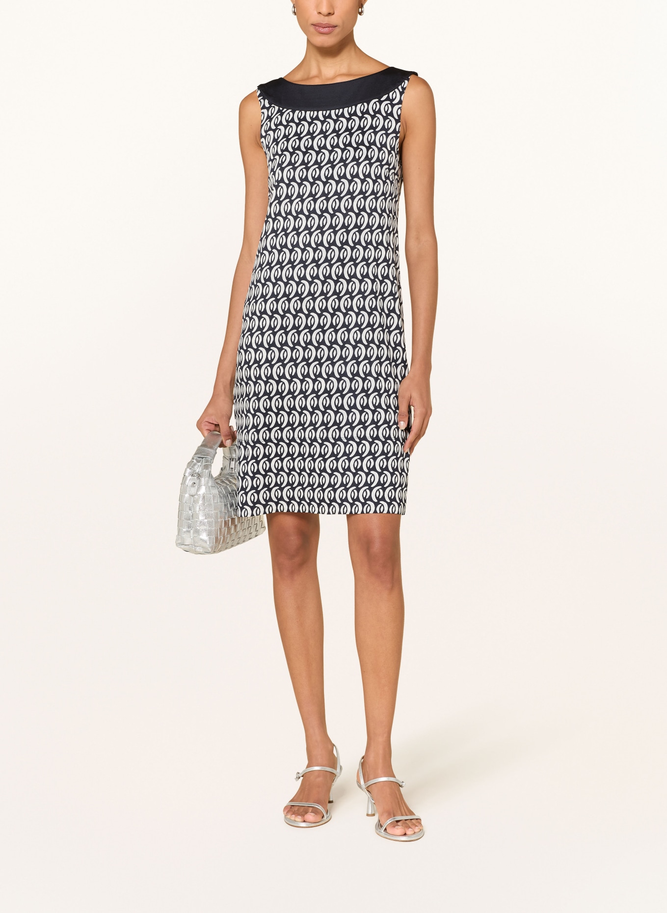 Betty Barclay Jersey dress: DARK BLUE / CREAM