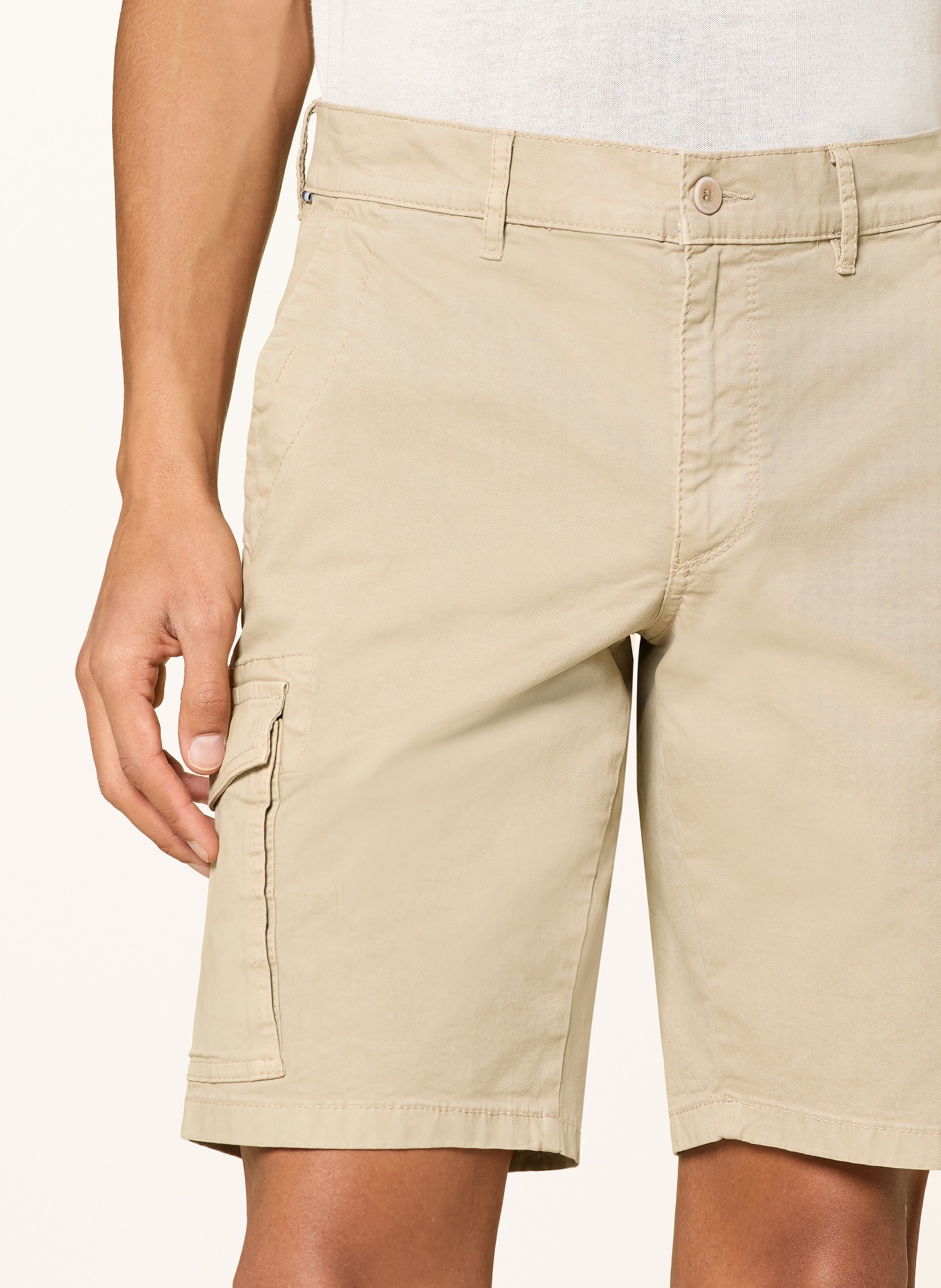 BRAX Cargoshorts: BEIGE