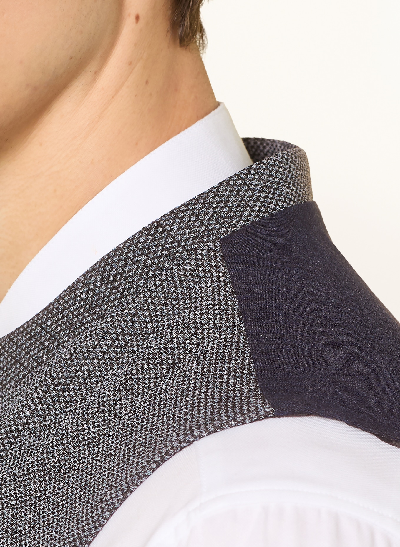 Hammerschmid Gilet traditionnel CARL coupe ajustée: BLEU FONCÉ