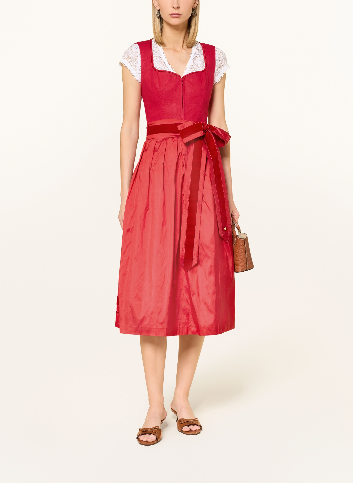 AlpenHERZ Dirndl MARIE: ROUGE