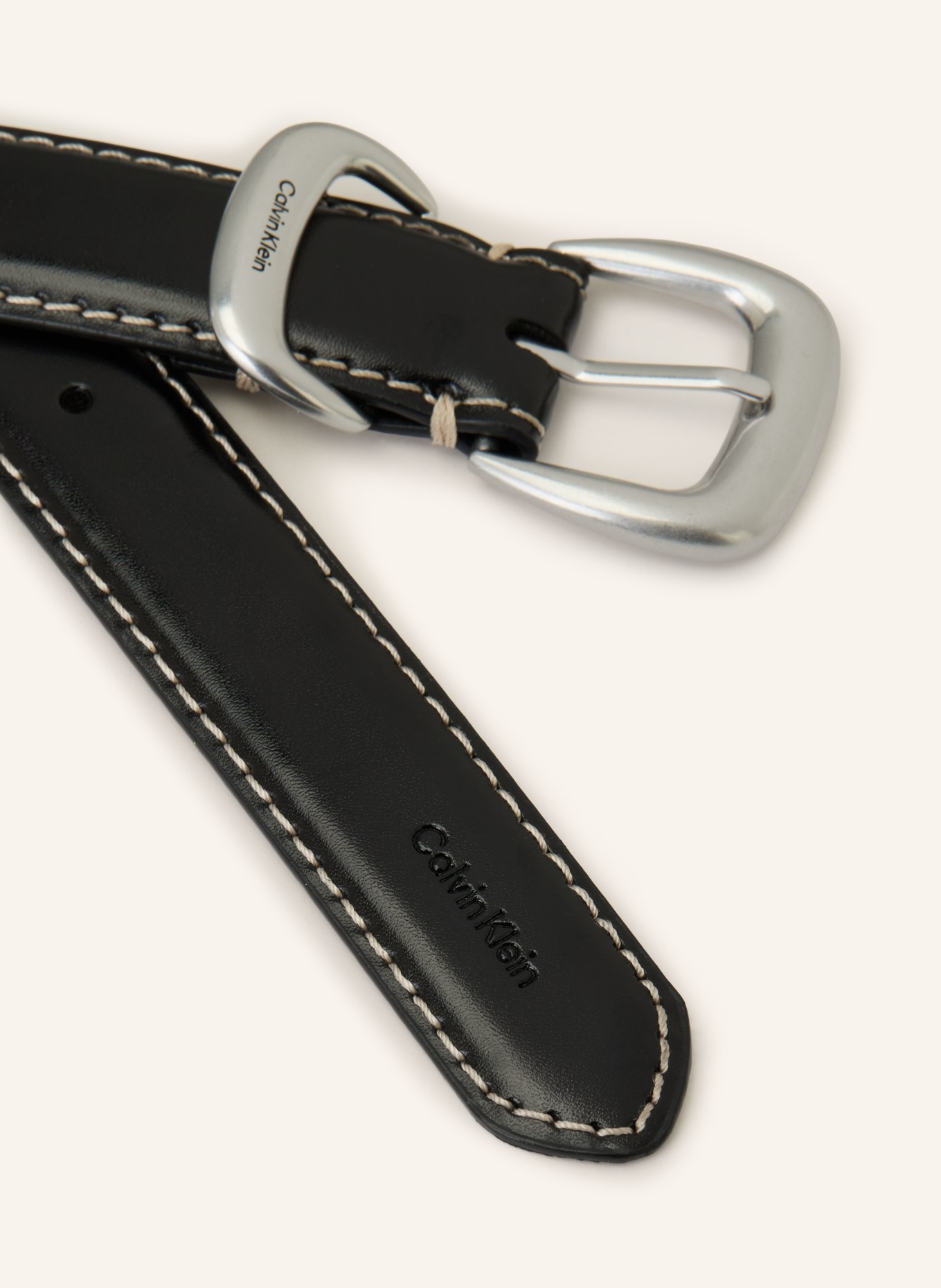 Calvin Klein Ledergürtel: SCHWARZ / SILBER / WEISS