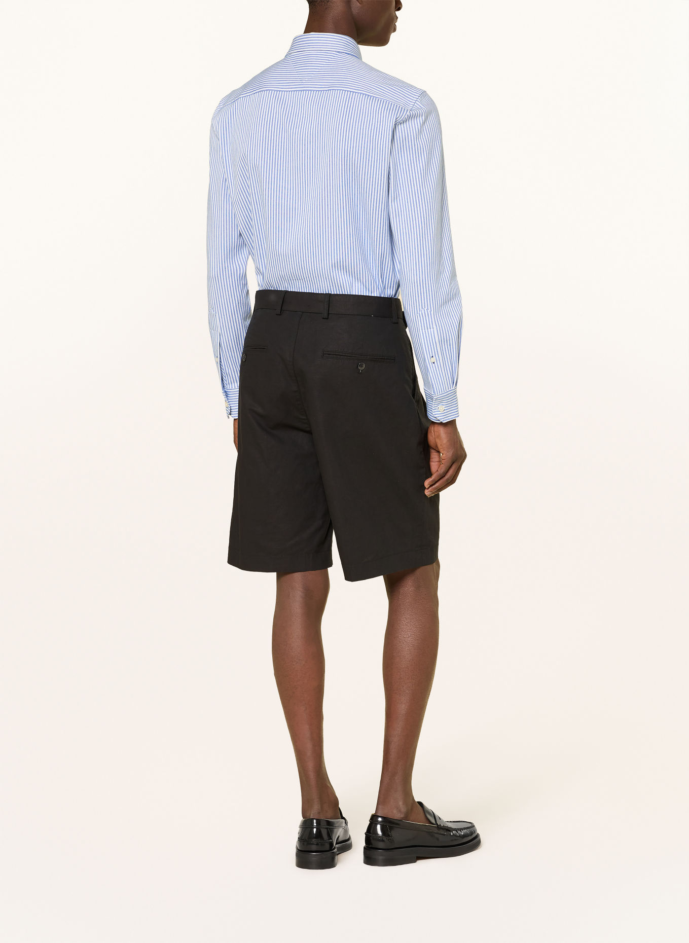 TOMMY HILFIGER Shorts RIVER 10" Relaxed Fit i linne: SVART
