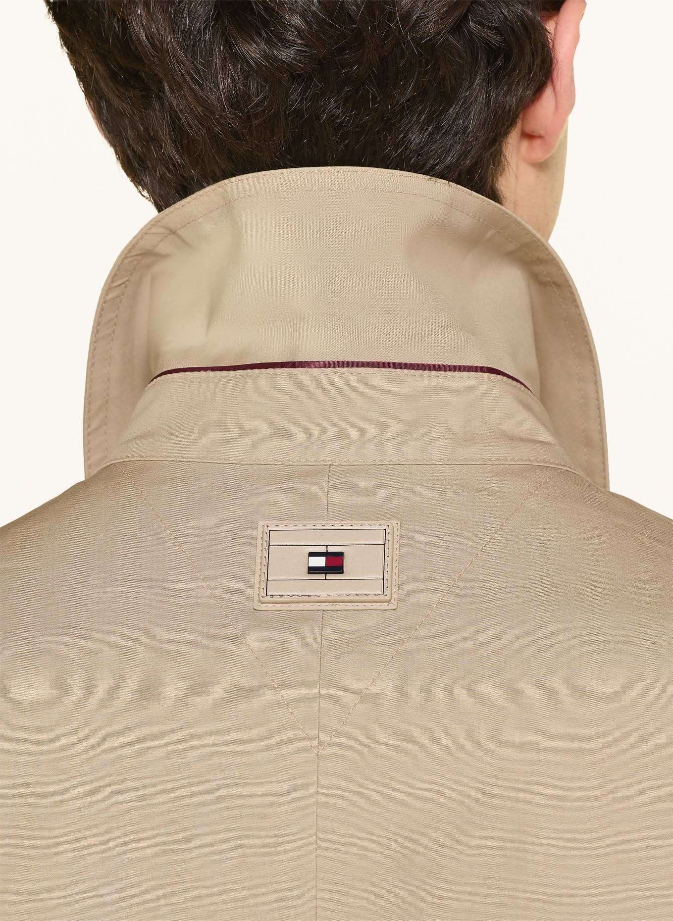 TOMMY HILFIGER Kabát: BÉŽOVÁ