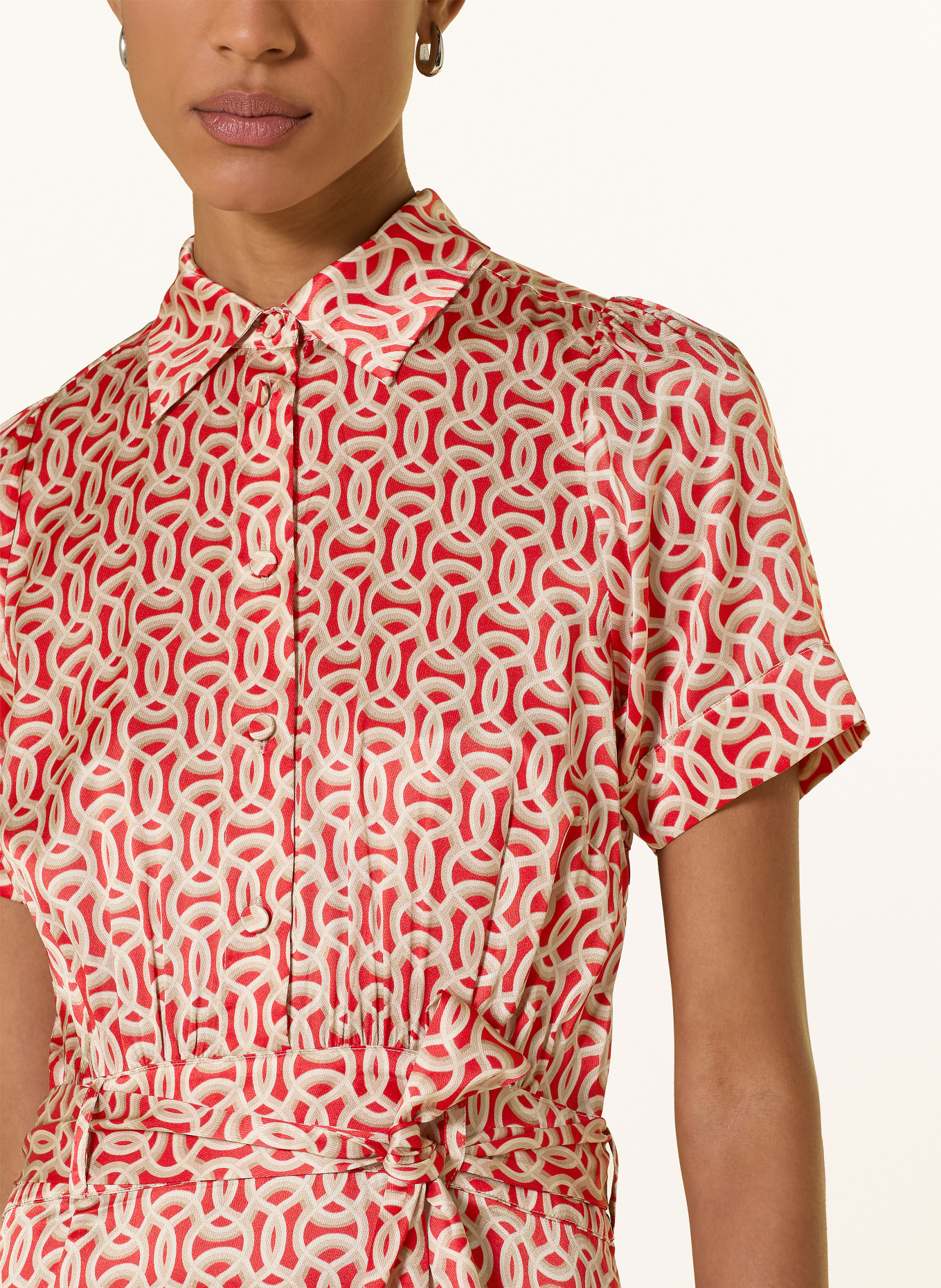 dea kudibal Hedvábné šaty LUNADEA: ČERVENÁ / VELBLOUDÍ / BÉŽOVÁ