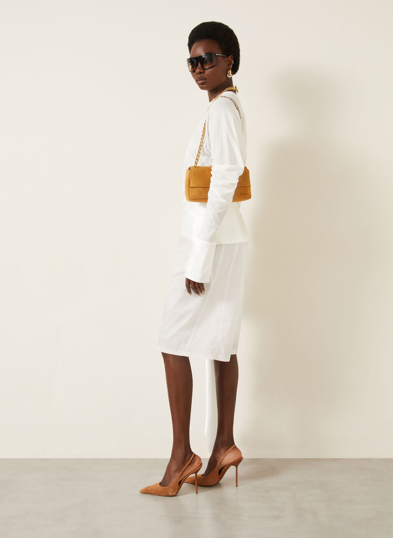 DARKPARK PHEBE Bermuda Shorts: WHITE