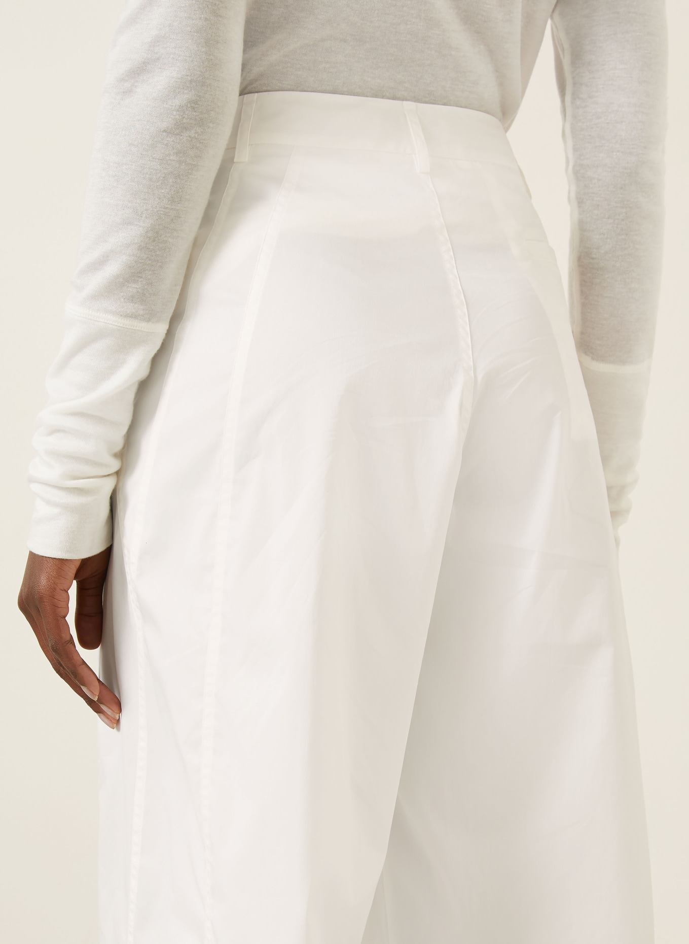 DARKPARK PHEBE Bermuda Shorts: WHITE