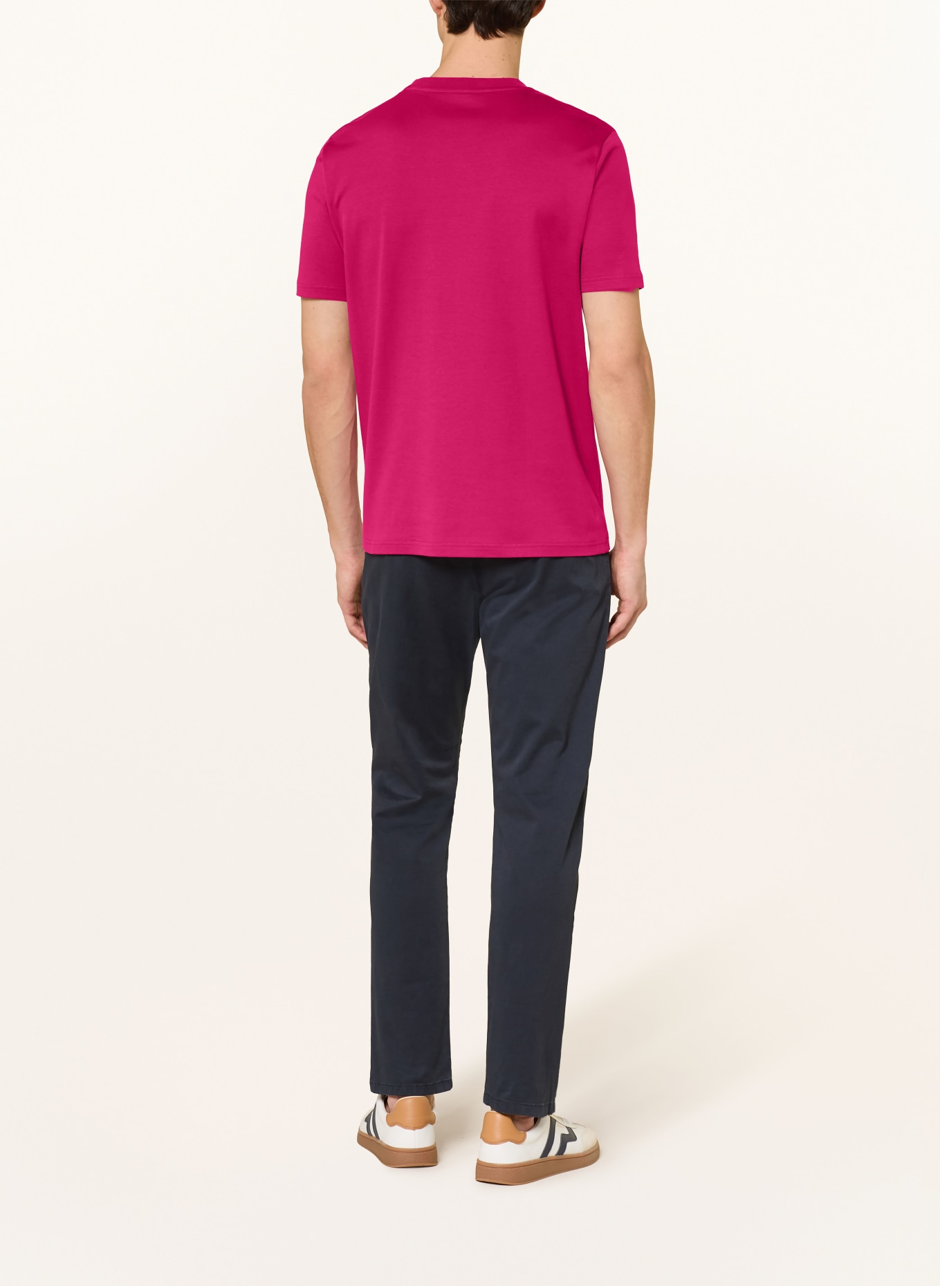 FYNCH-HATTON T-Shirt: FUCHSIA