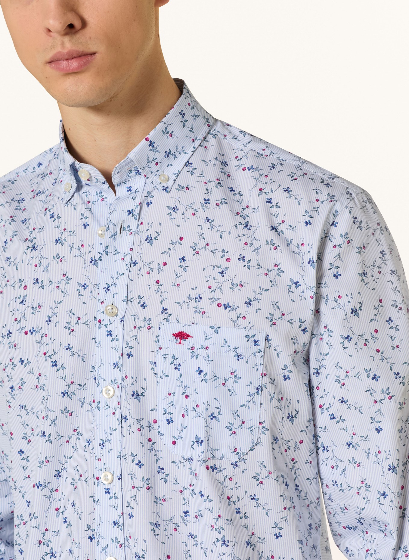 FYNCH-HATTON Chemise coupe classique: BLEU CLAIR / ROUGE / BLEU FONCÉ