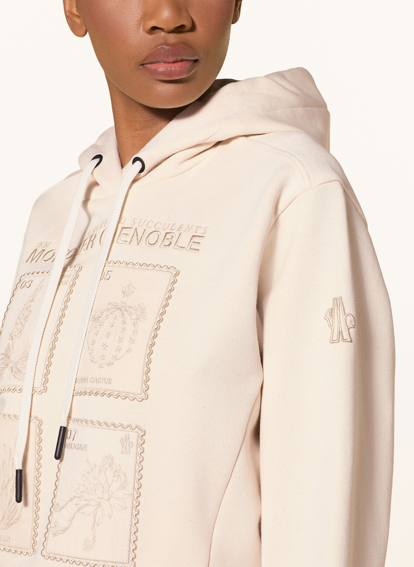 MONCLER GRENOBLE Mikina s kapucí: KRÉMOVÁ