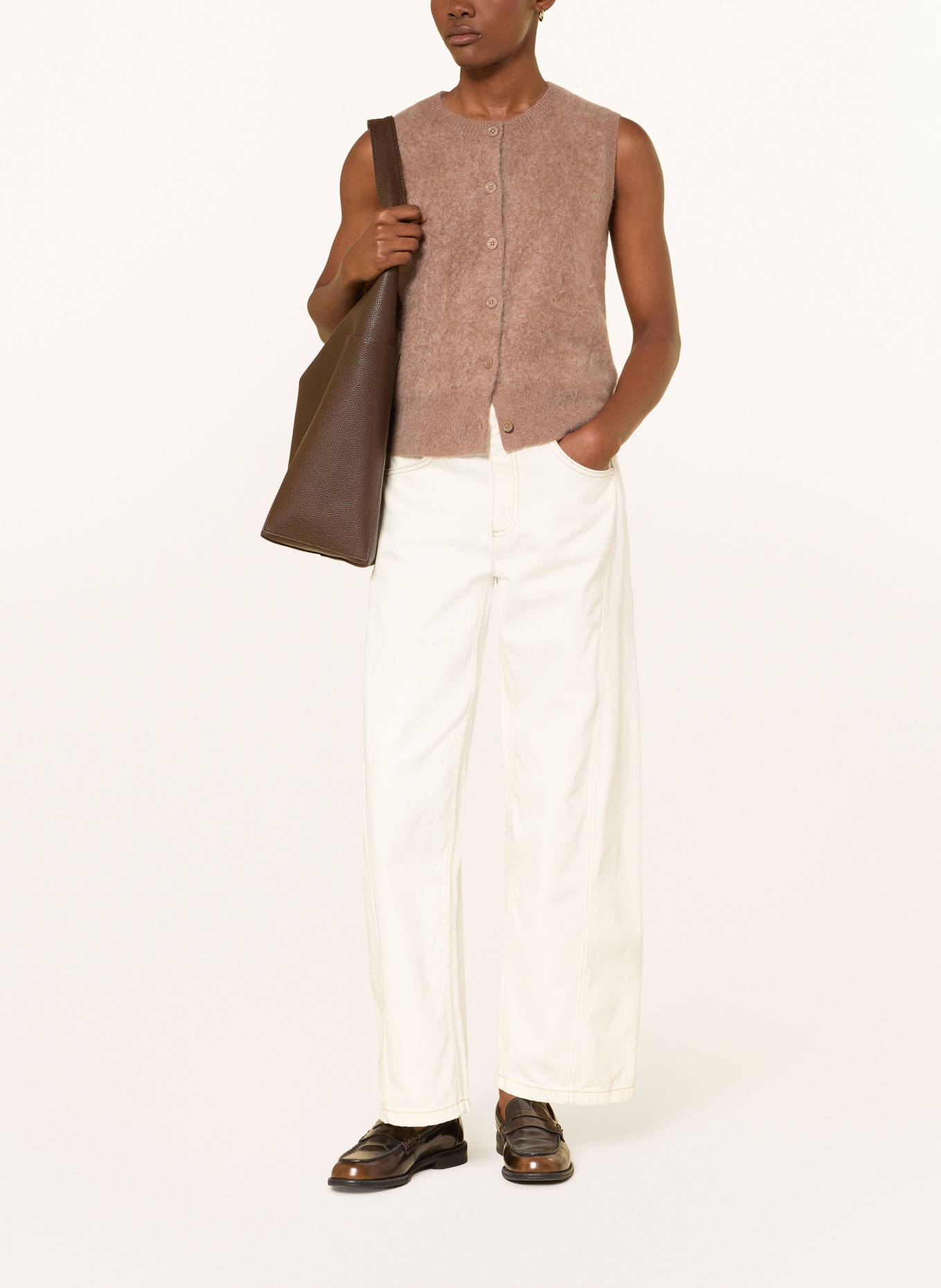 darling harbour Gebreid vest van kasjmier: DARK CAMEL