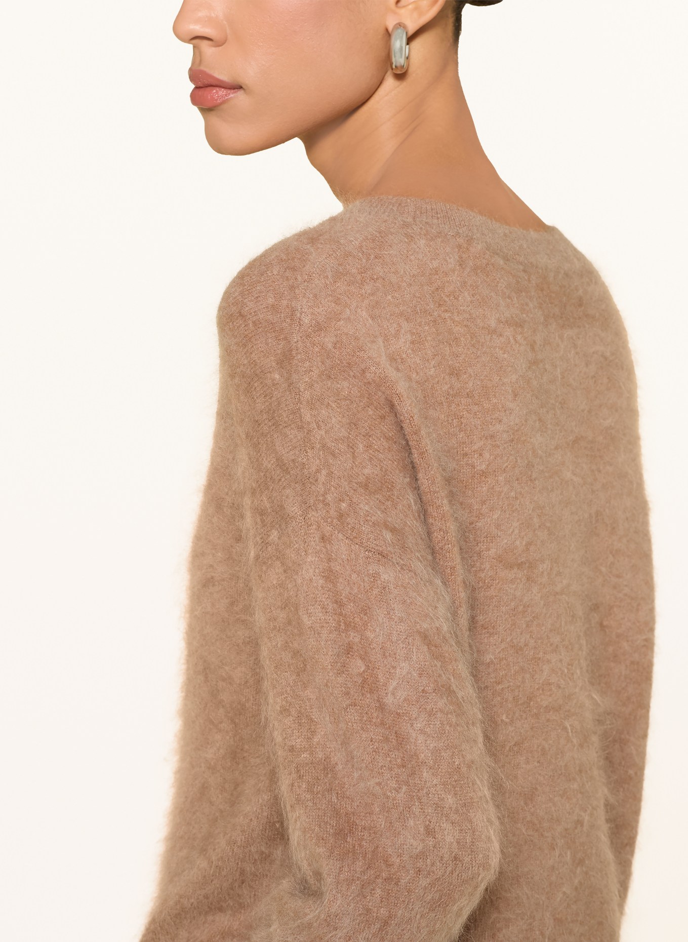 darling harbour Cashmere Sweater: DARK CAMEL