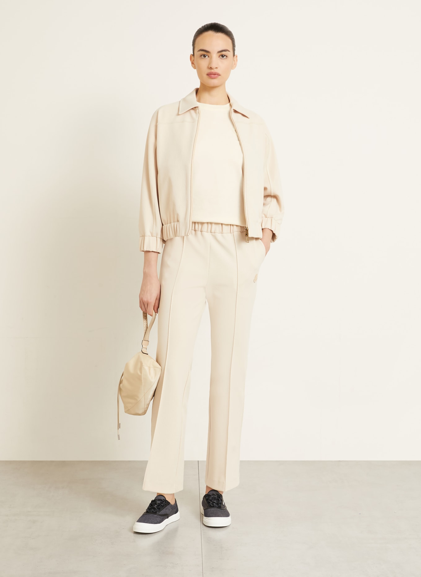 MONCLER T-Shirt: CREME