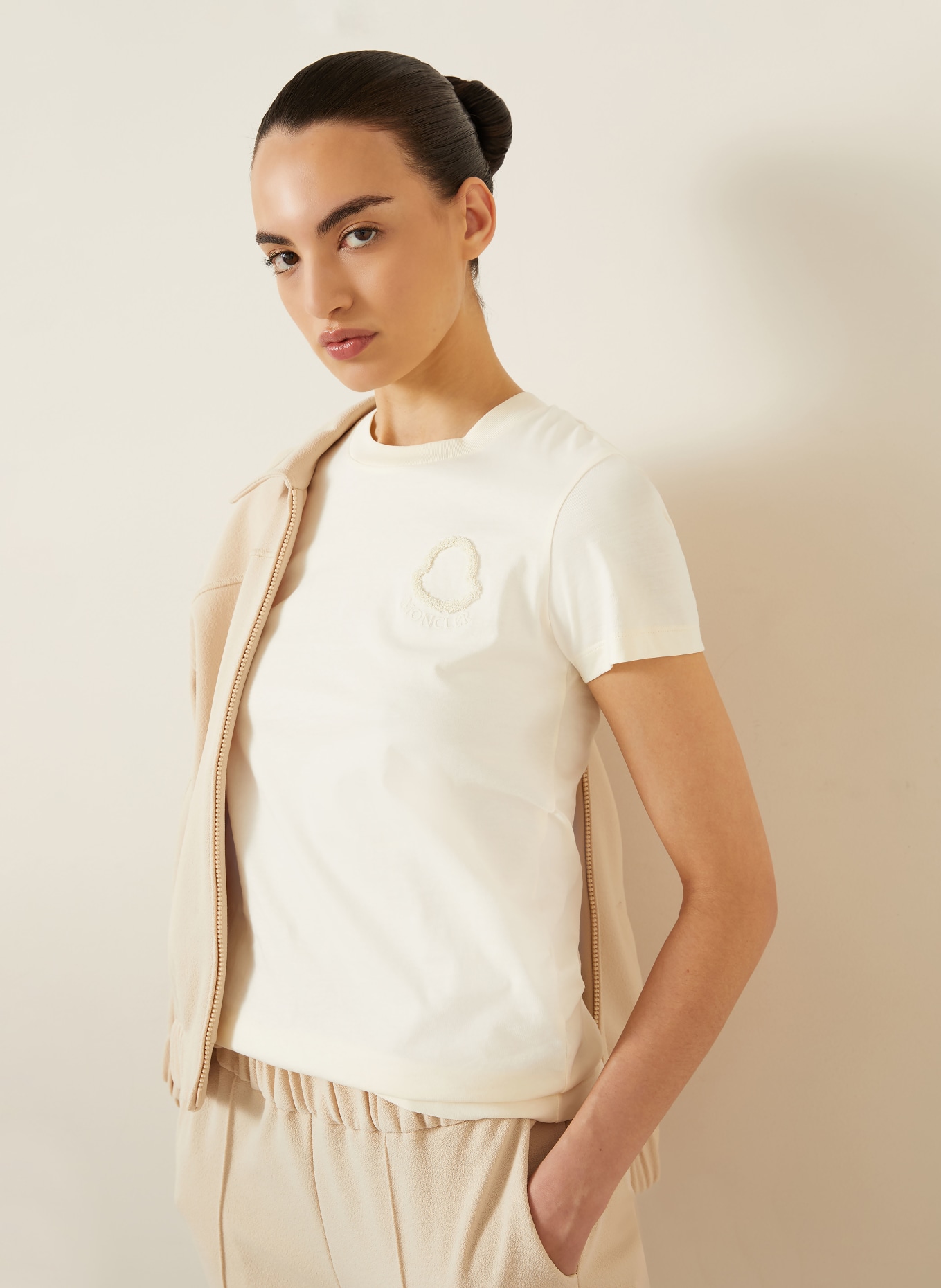 MONCLER T-Shirt: CREME