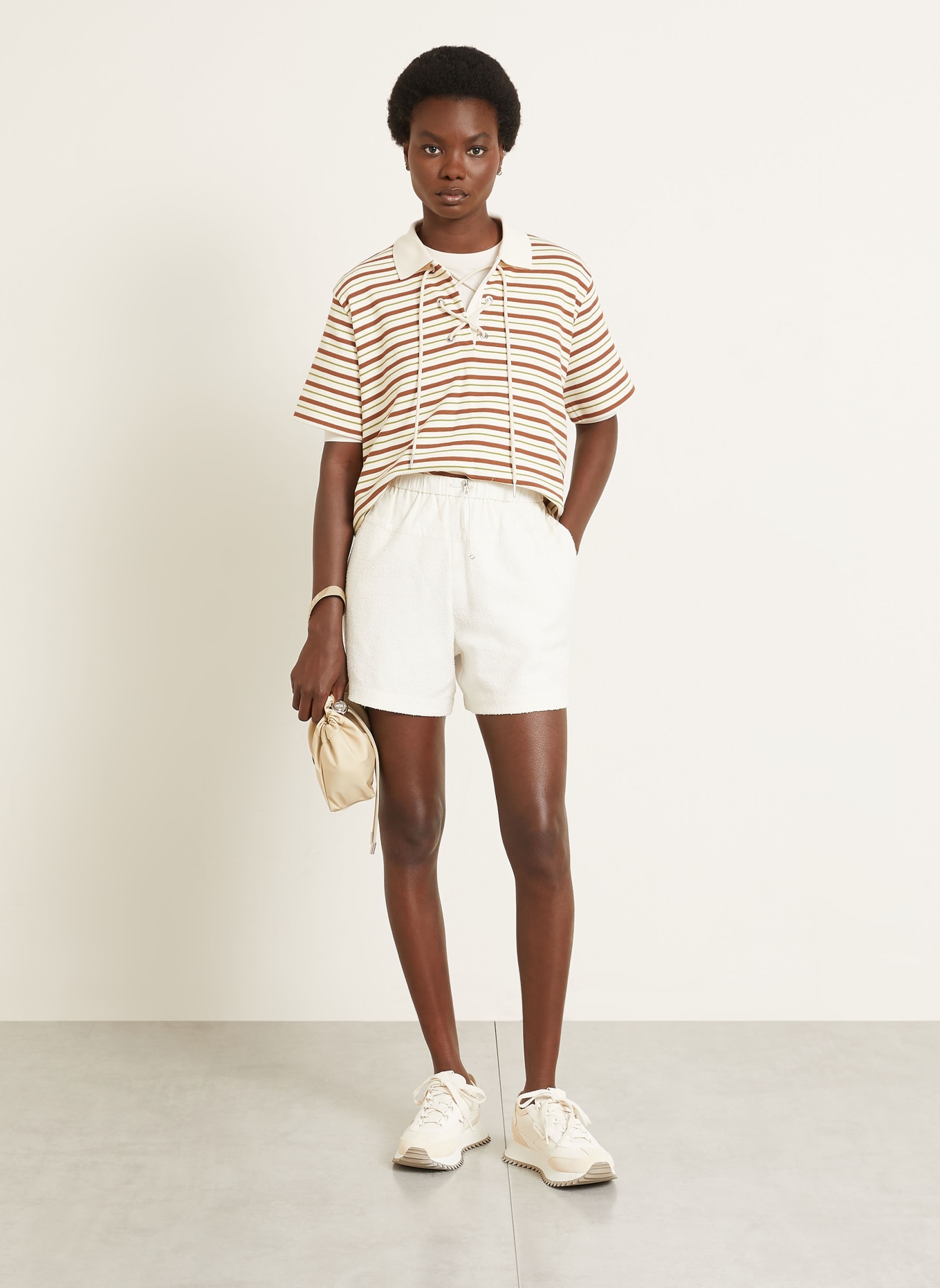 MONCLER Bouclé-Shorts: CREME