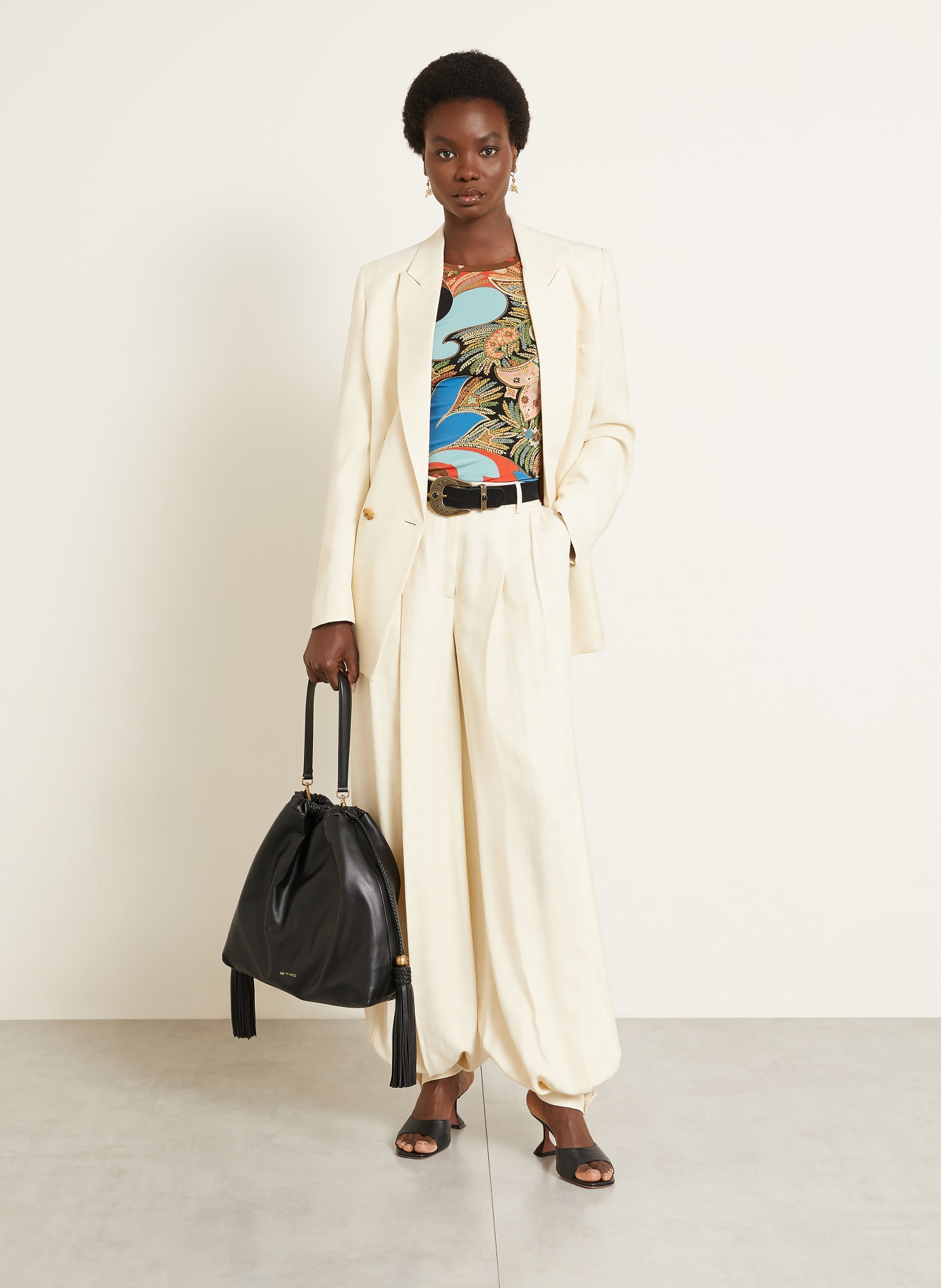 ETRO Schoudertas KALISPERA MEDIUM: ZWART / GOUD