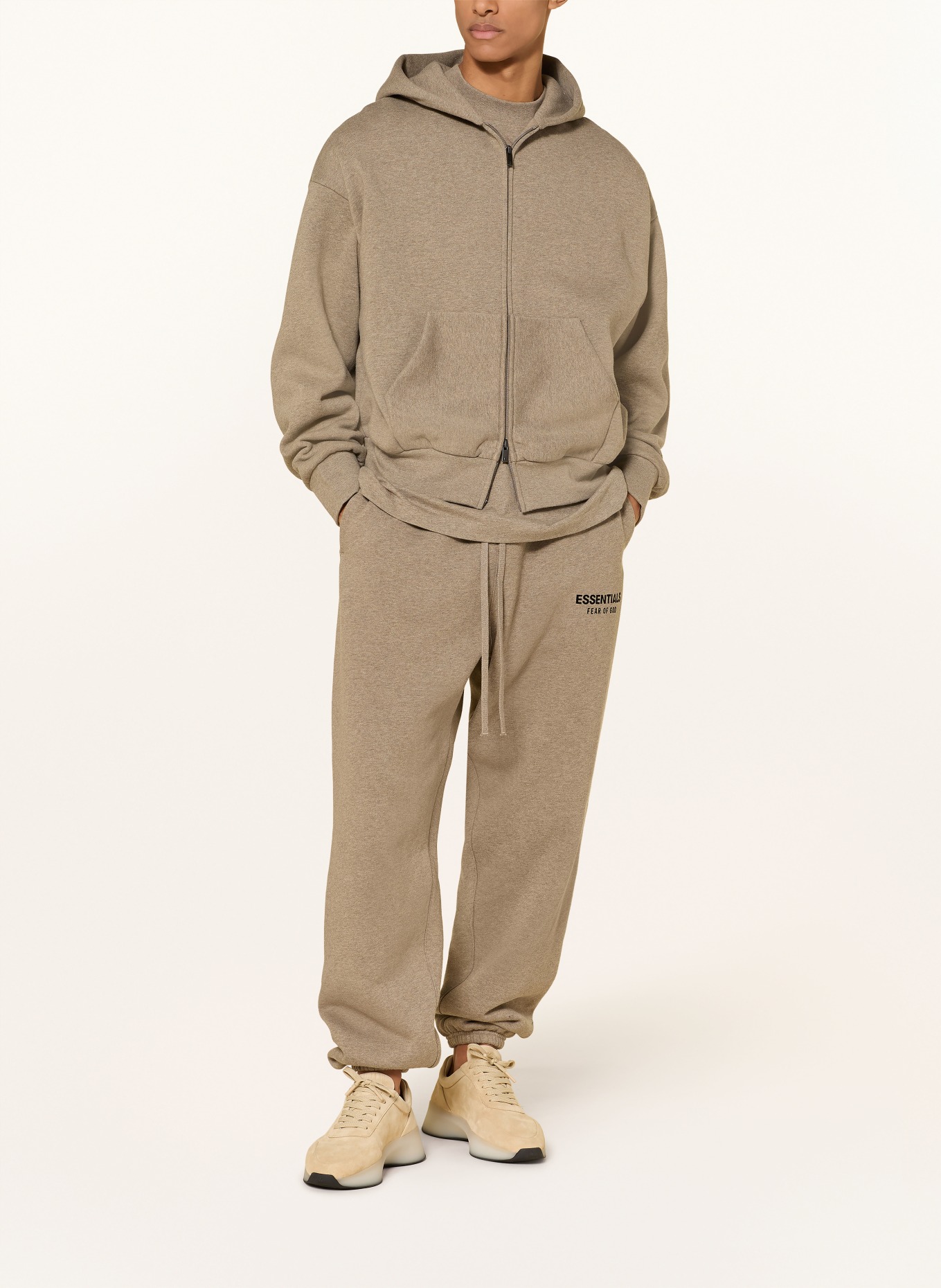 ESSENTIALS - FEAR OF GOD Sweatjacke: TAUPE / SCHWARZ