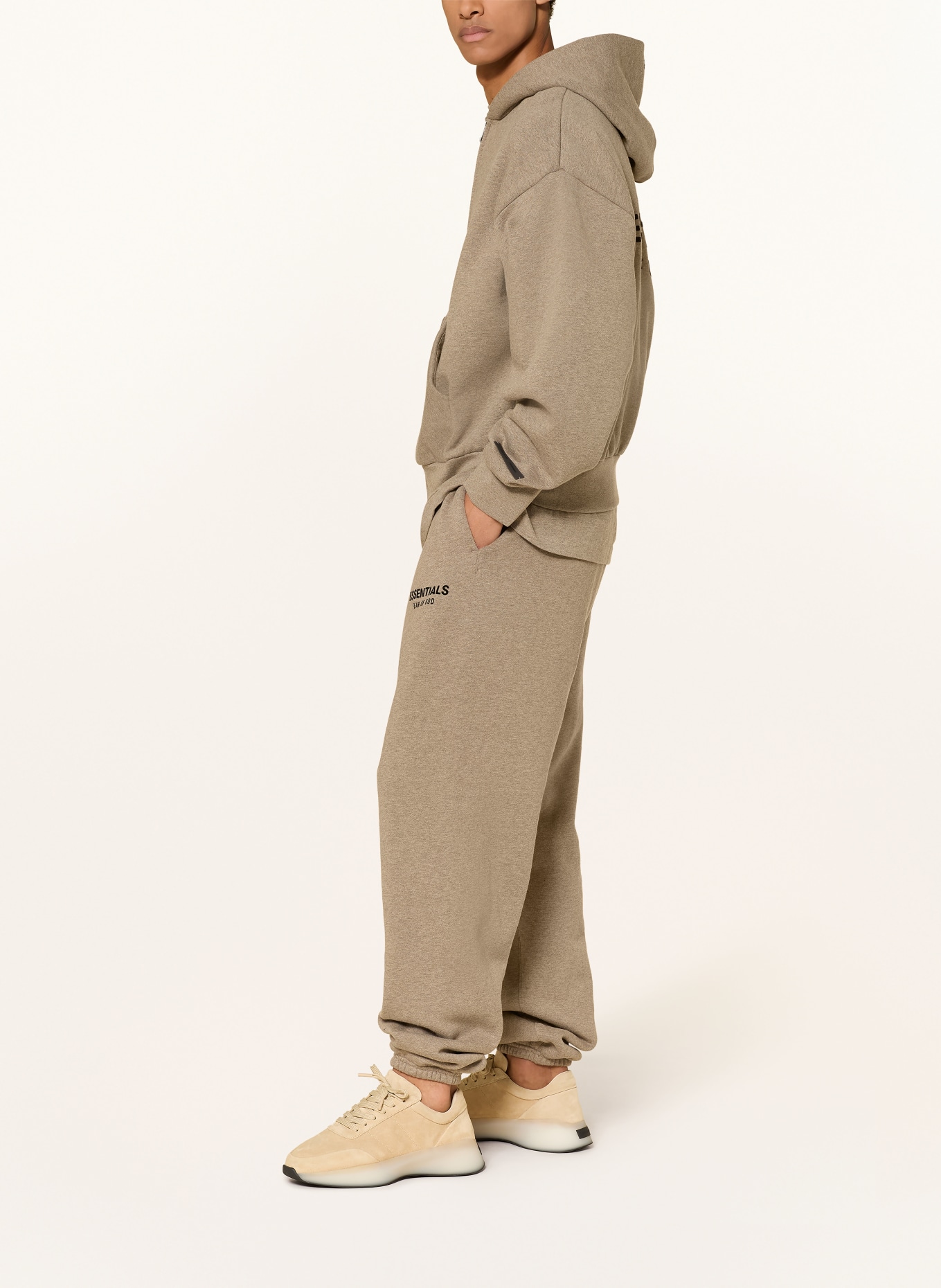 ESSENTIALS - FEAR OF GOD Sweatjacke: TAUPE / SCHWARZ