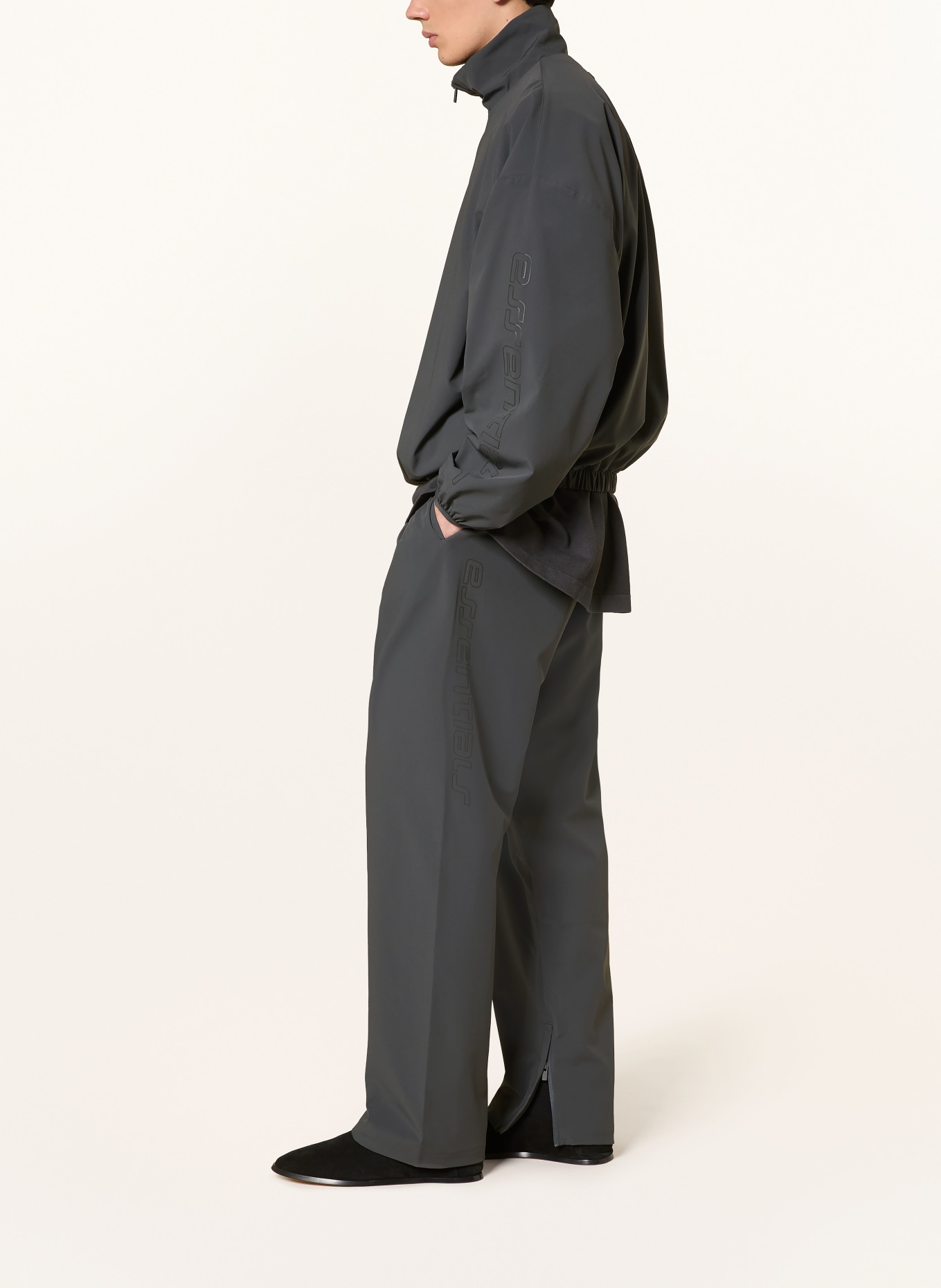 ESSENTIALS - FEAR OF GOD Track Pants: DUNKELGRAU
