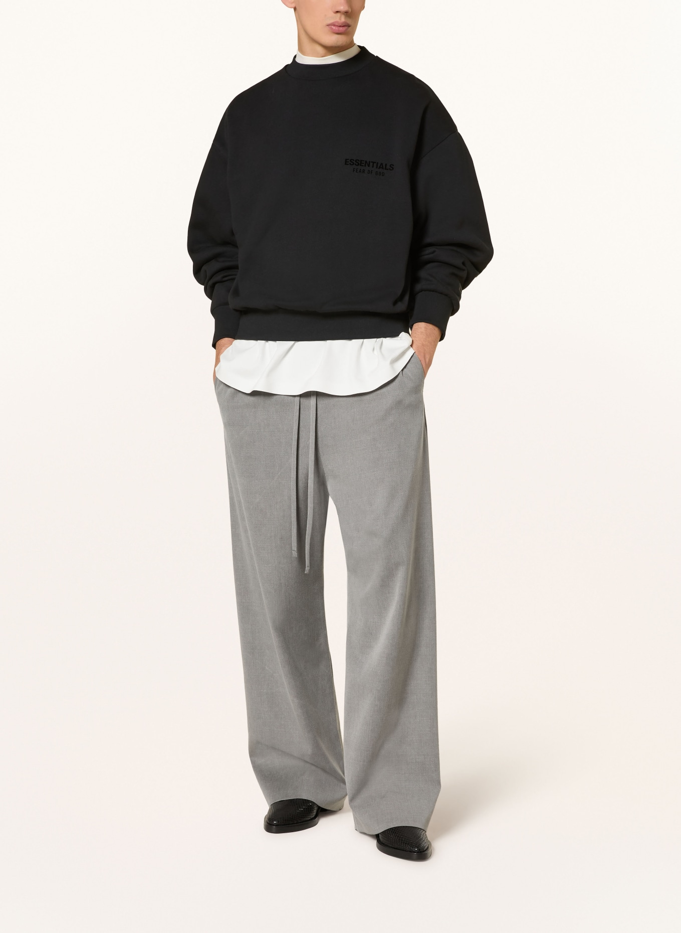 ESSENTIALS - FEAR OF GOD Oversized-Sweatshirt: SCHWARZ