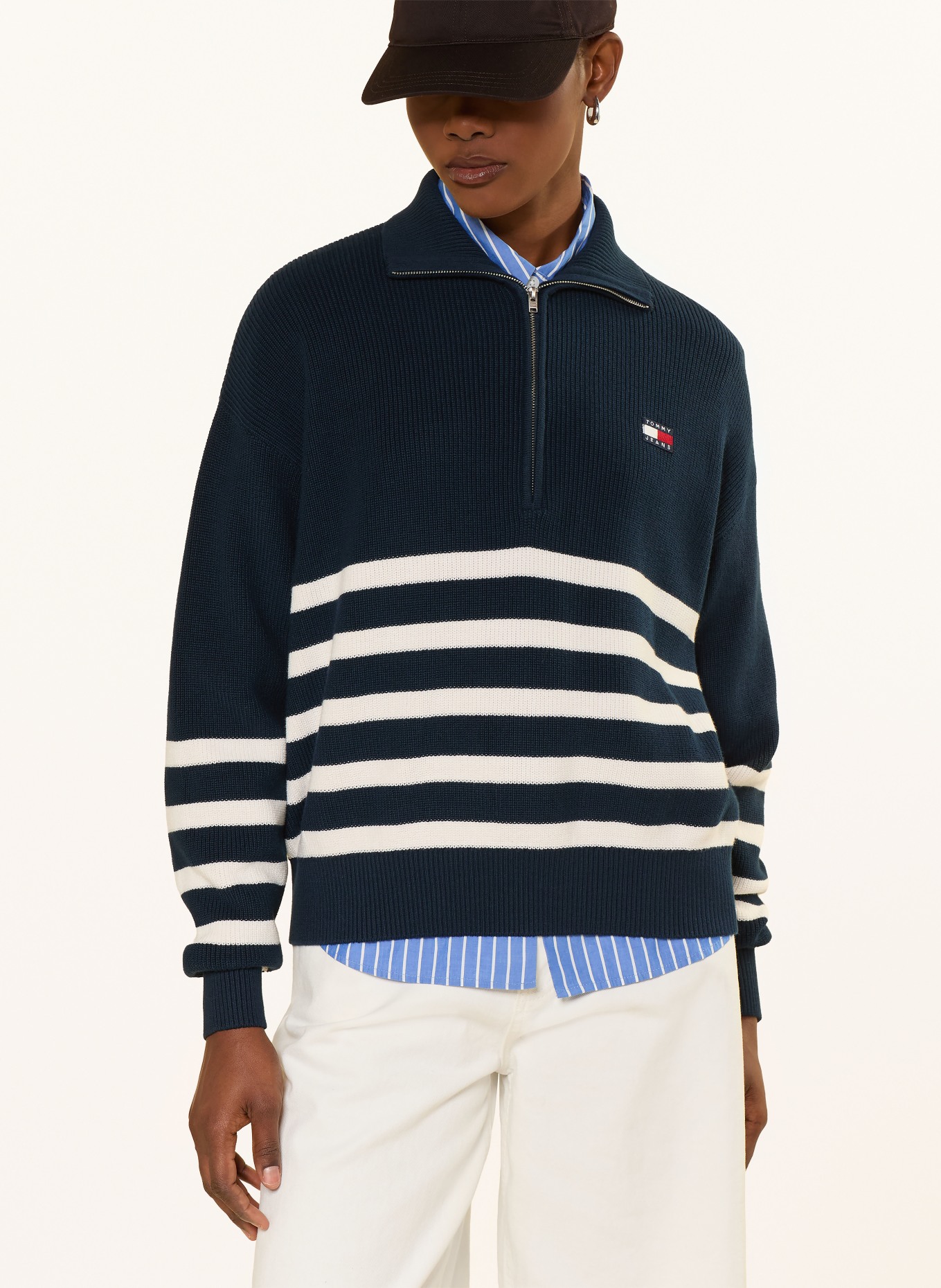 TOMMY JEANS Troyer: MØRKEBLÅ / HVID
