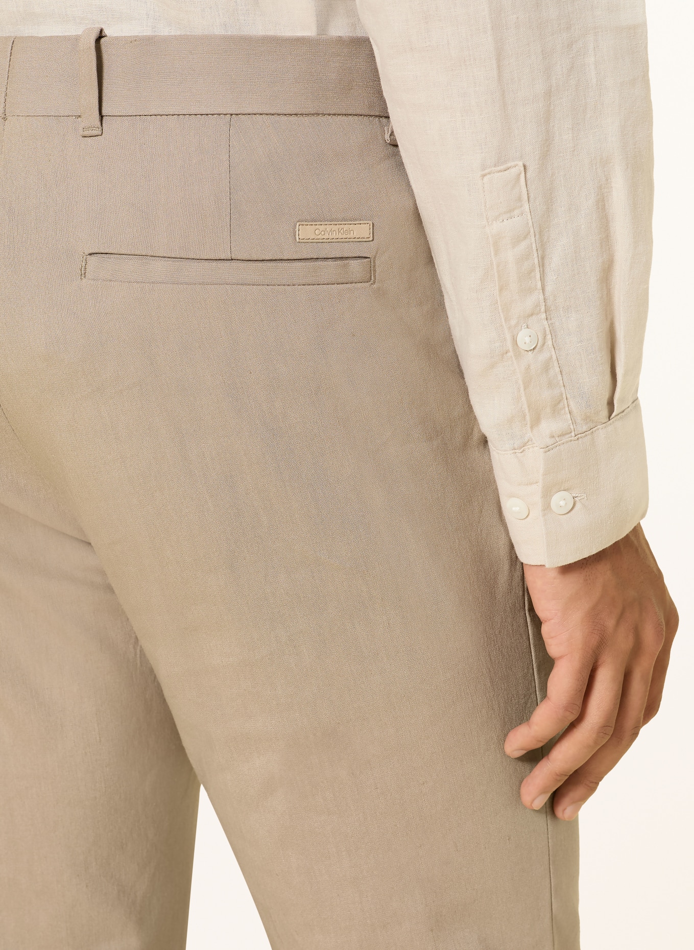 Calvin Klein Chino Slim Fit mit Leinen: BEIGE