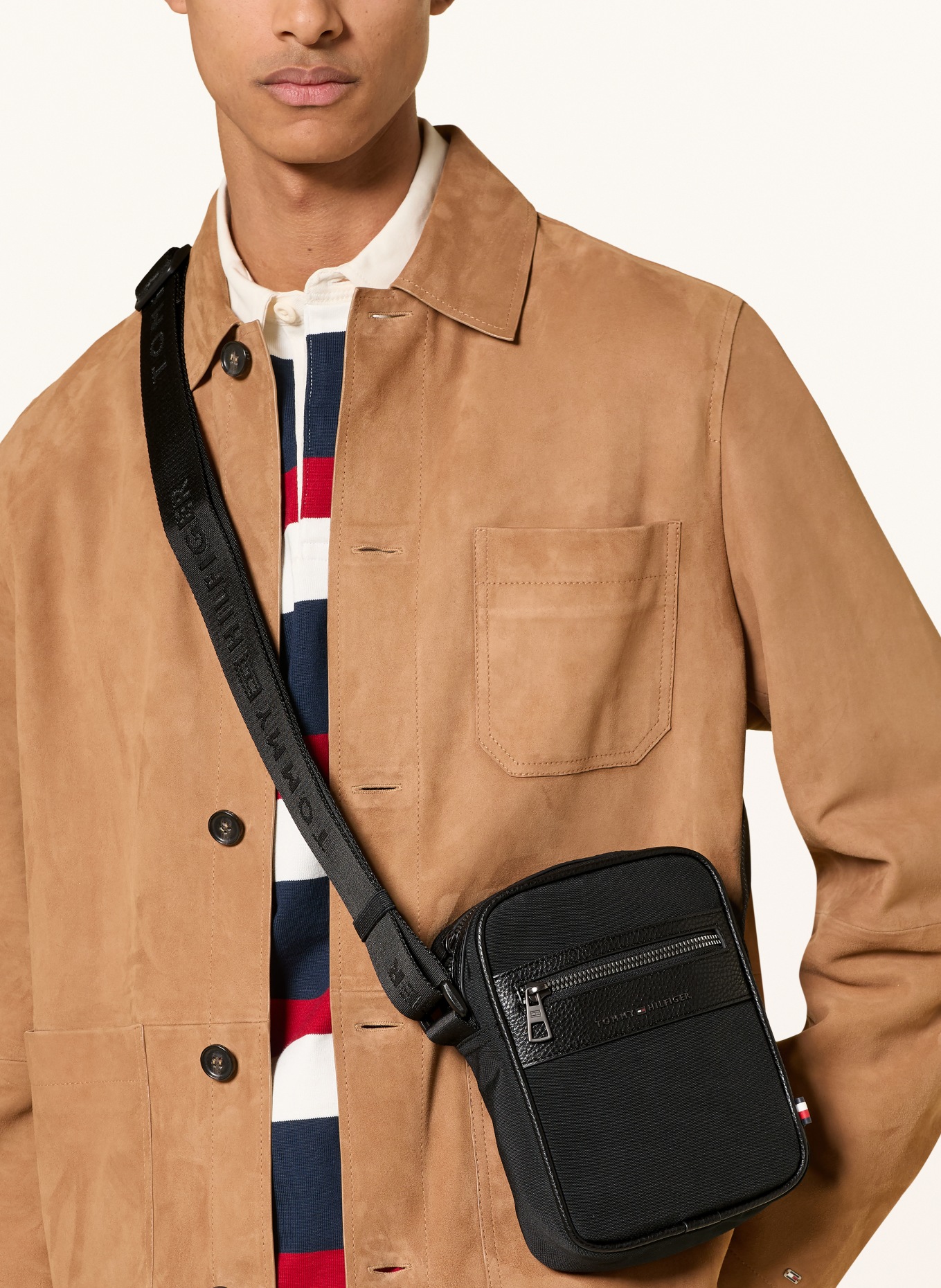 TOMMY HILFIGER Shoulder bag: BLACK