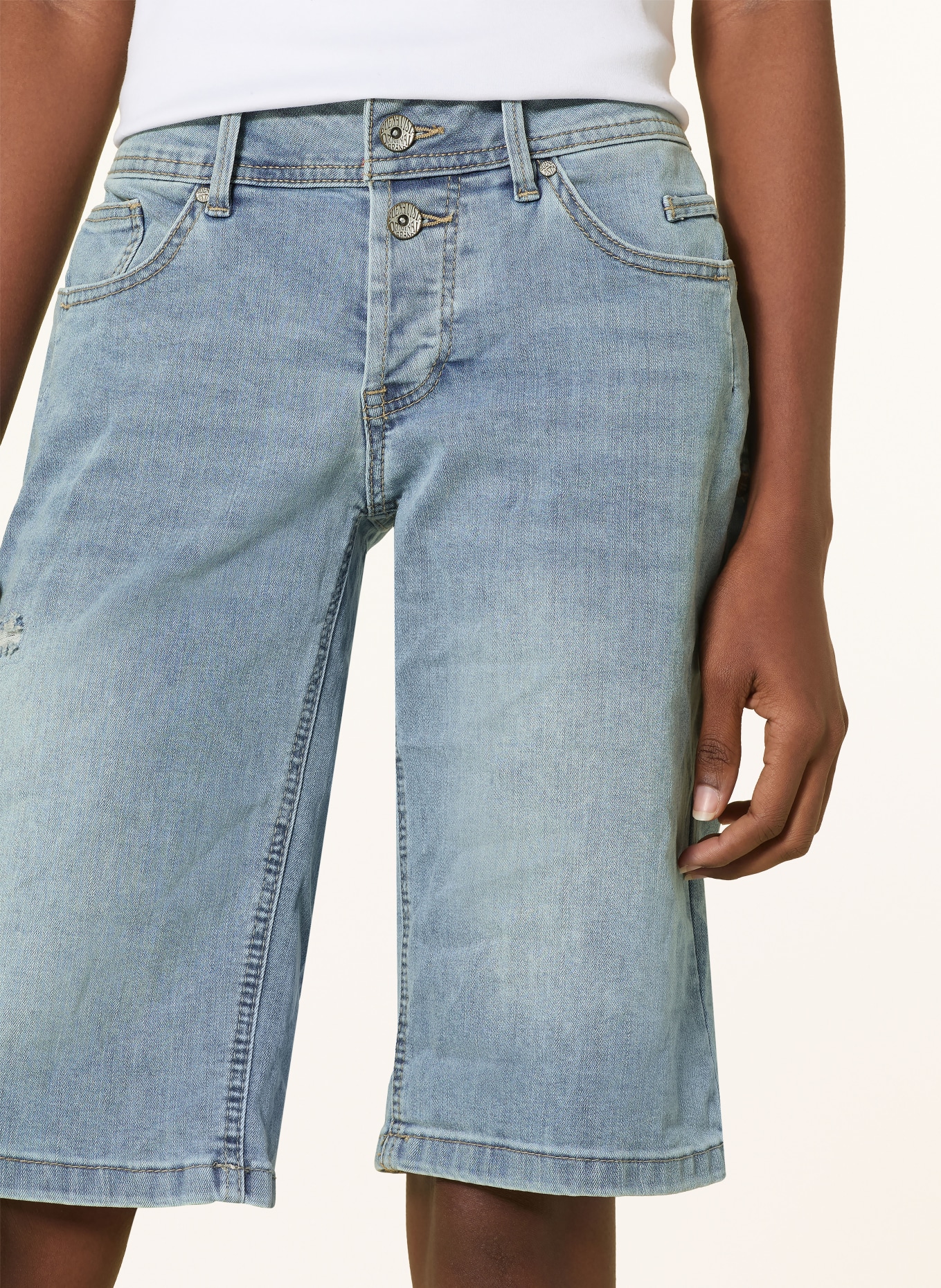 Buena Vista Jeans-Bermudas: 7972 light destroyed