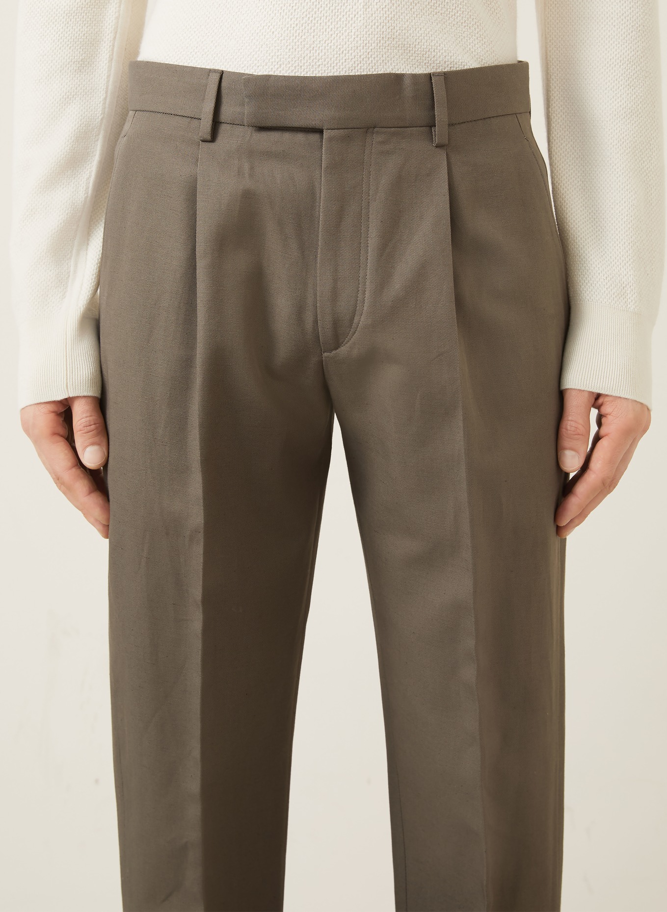 ZEGNA Spodnie Pleated Fit: SZAROBRĄZOWY