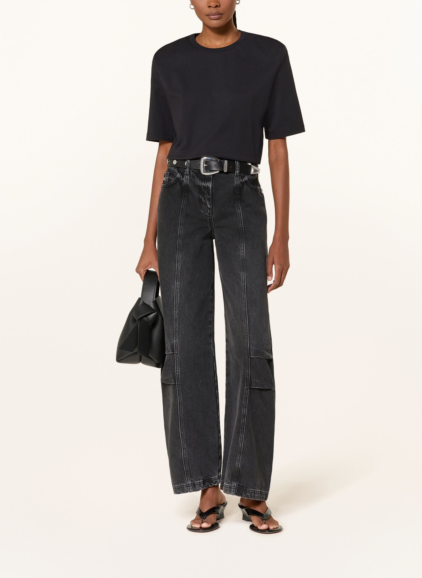 The Frankie Shop T-shirt CARRINGTON: NOIR