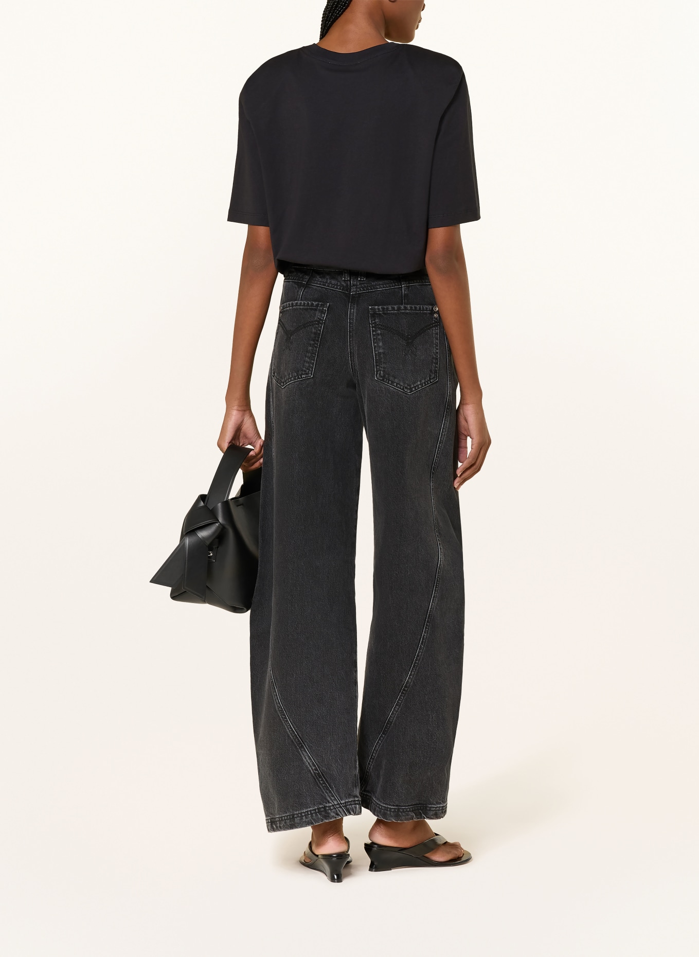 The Frankie Shop T-shirt CARRINGTON: NOIR