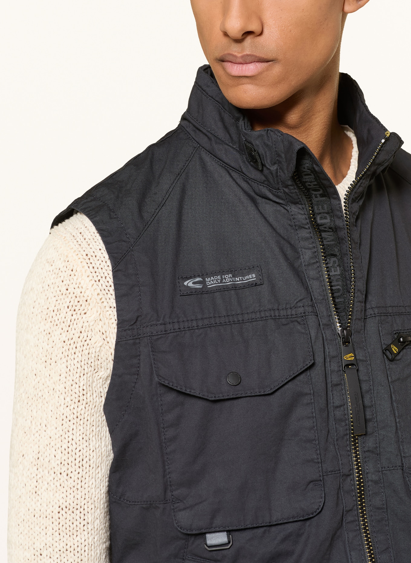 camel active Vest: BLACK