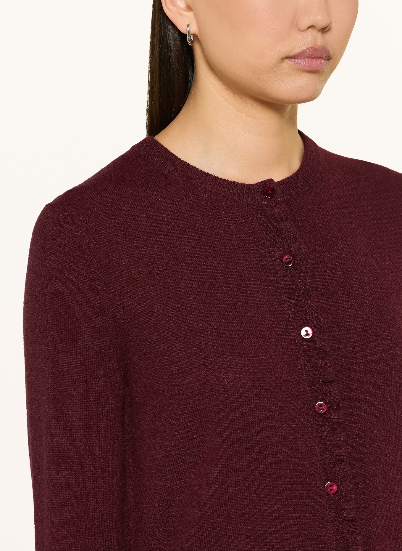 darling harbour Strickjacke aus Cashmere mit Rüschen: deep merlot