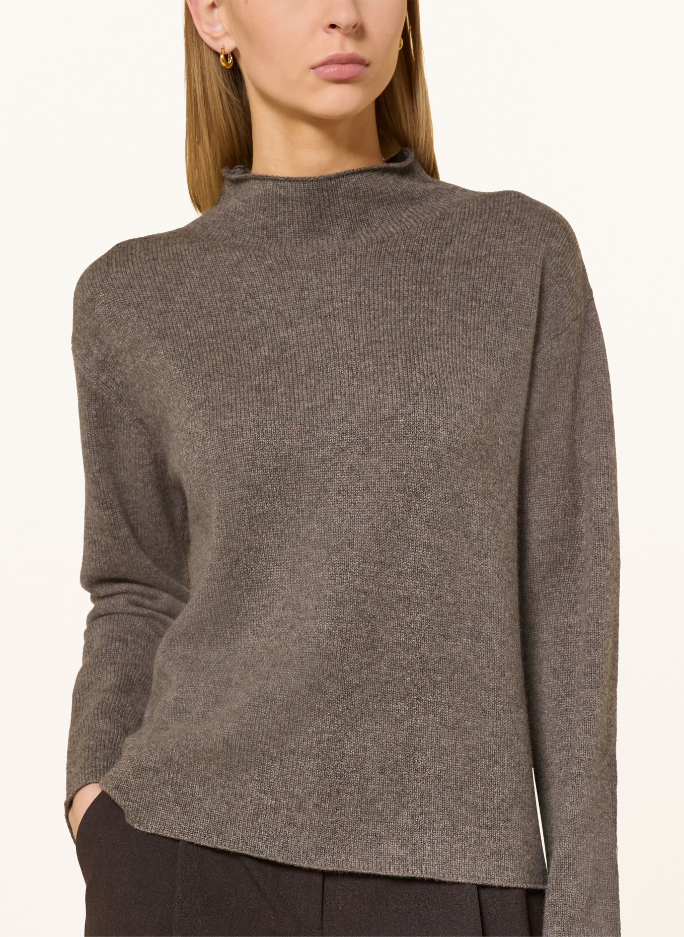 darling harbour Cashmere Sweater: truffle melange