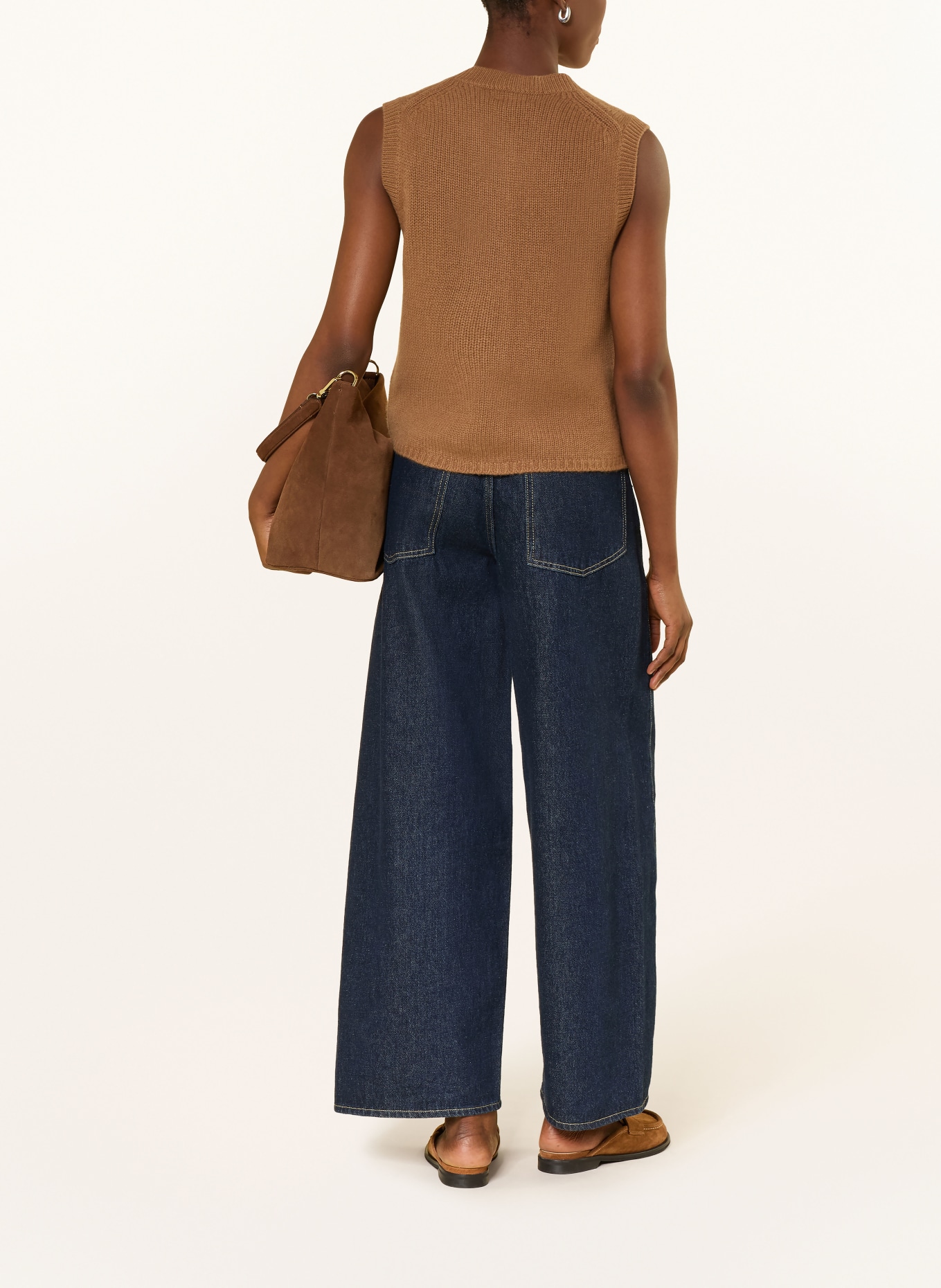 darling harbour Cashmere knit vest: CARAMEL