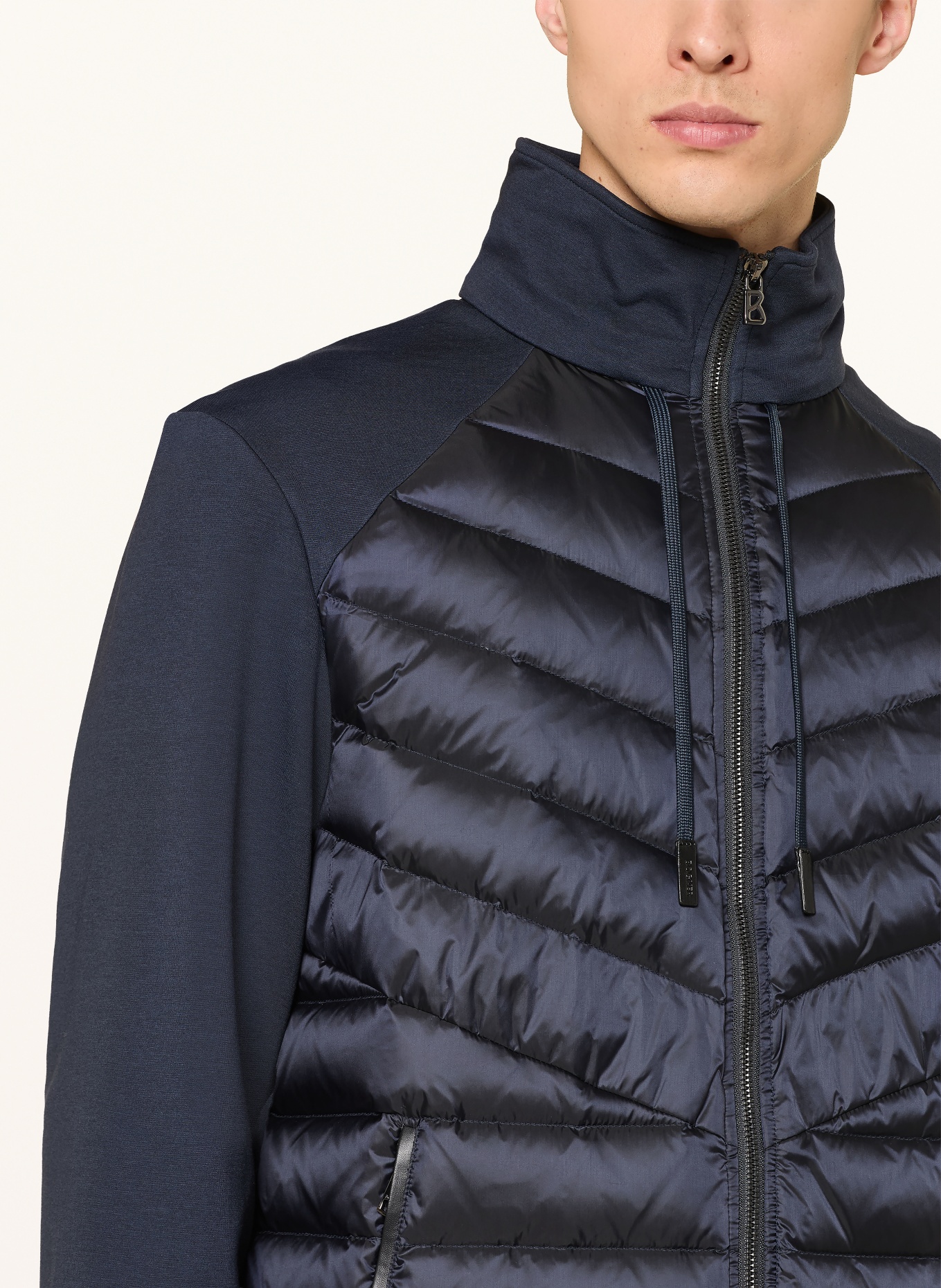 BOGNER Daunenjacke BAKER-D1 im Materialmix: DUNKELBLAU
