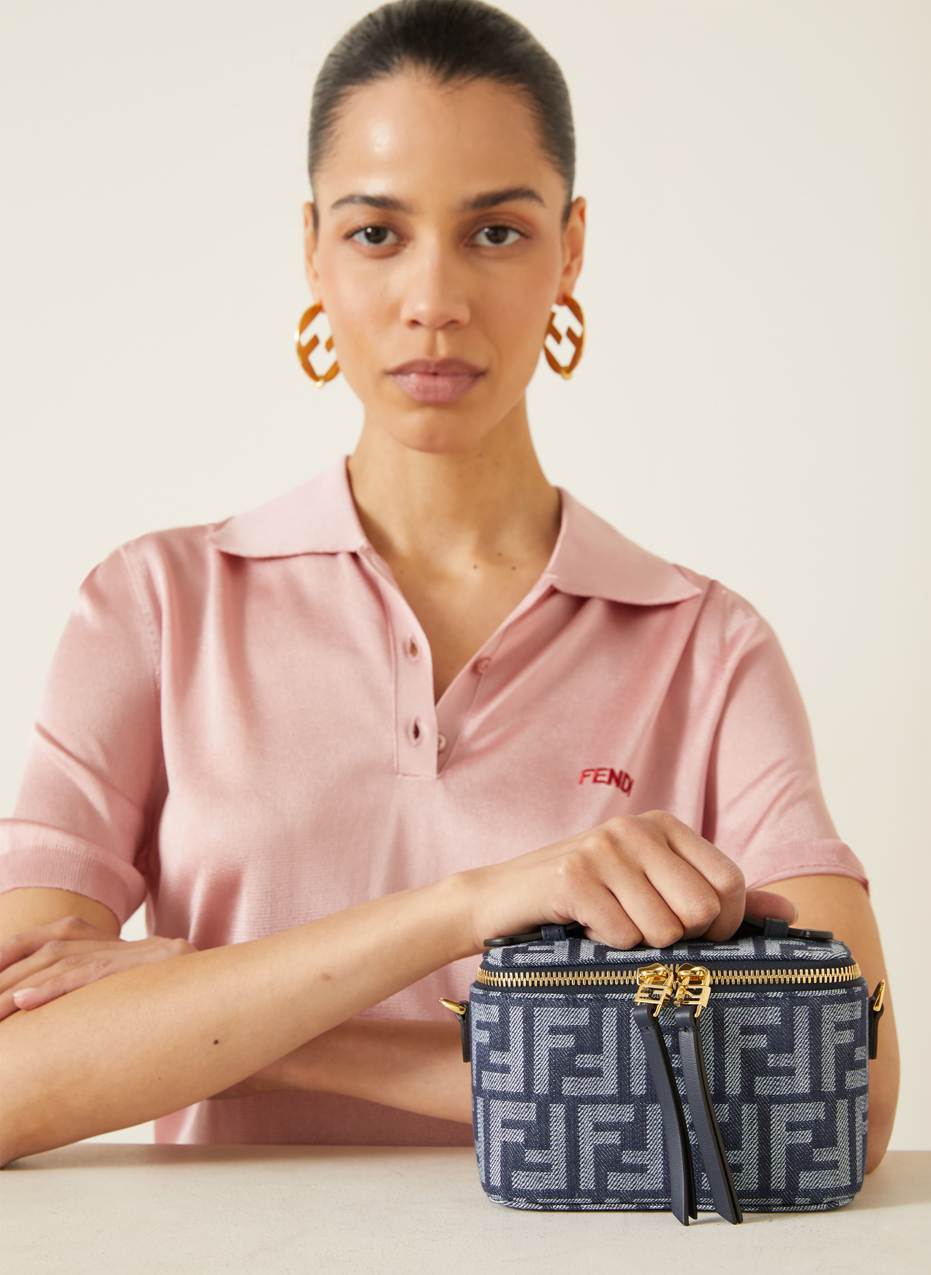 FENDI Handtas VANITY: DONKERBLAUW / WIT