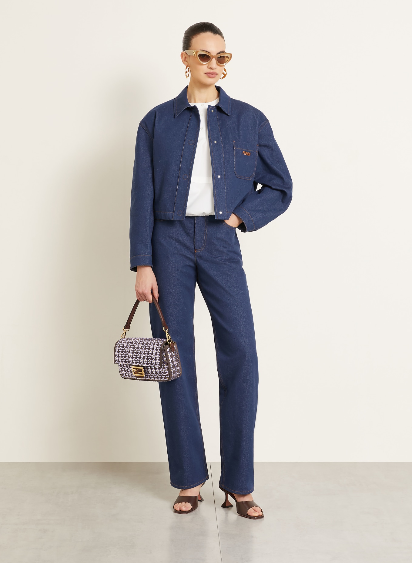 FENDI Schultertasche BAGUETTE MEDIUM mit Schmucksteinen: DUNKELBRAUN / HELLLILA / GELB