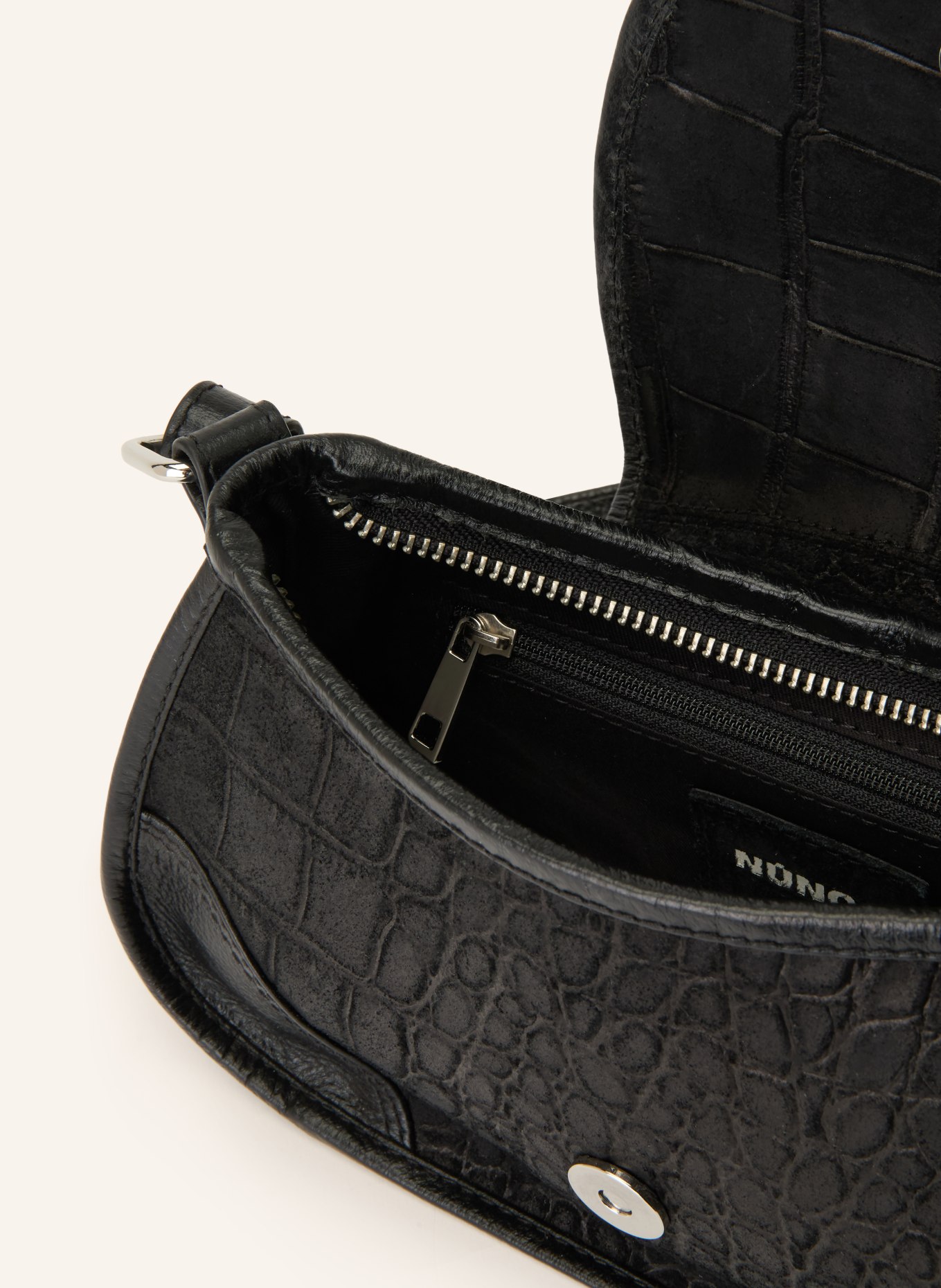 NÚNOO Umhängetasche MARIA SCALE SMALL: SCHWARZ