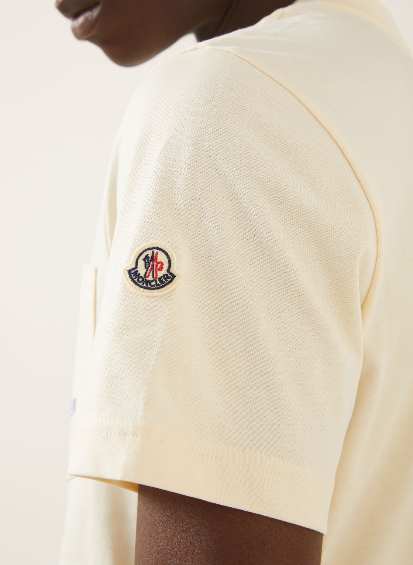 MONCLER T-shirt: CREAM / BLUE