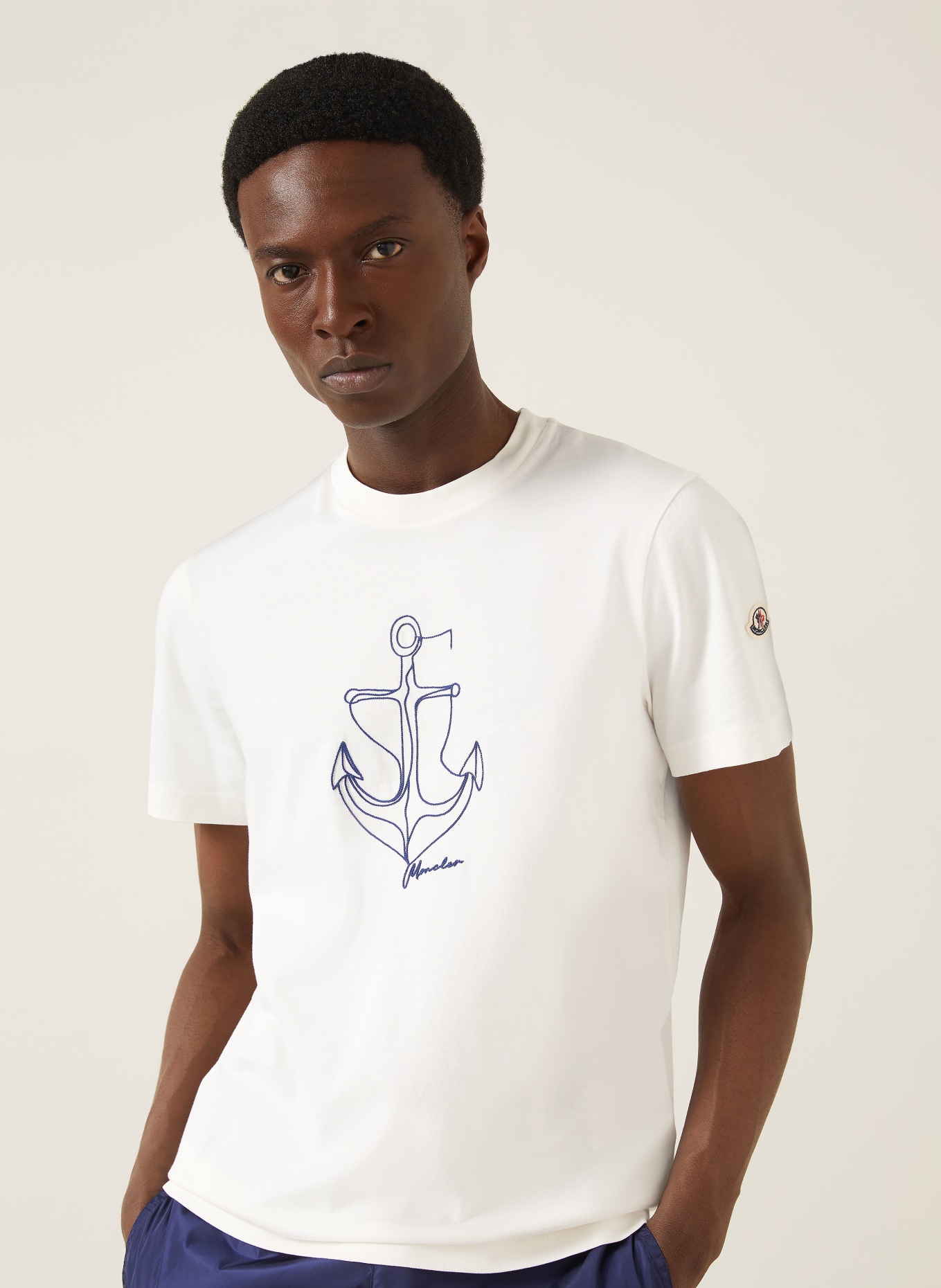 MONCLER T-shirt: WHITE / DARK BLUE