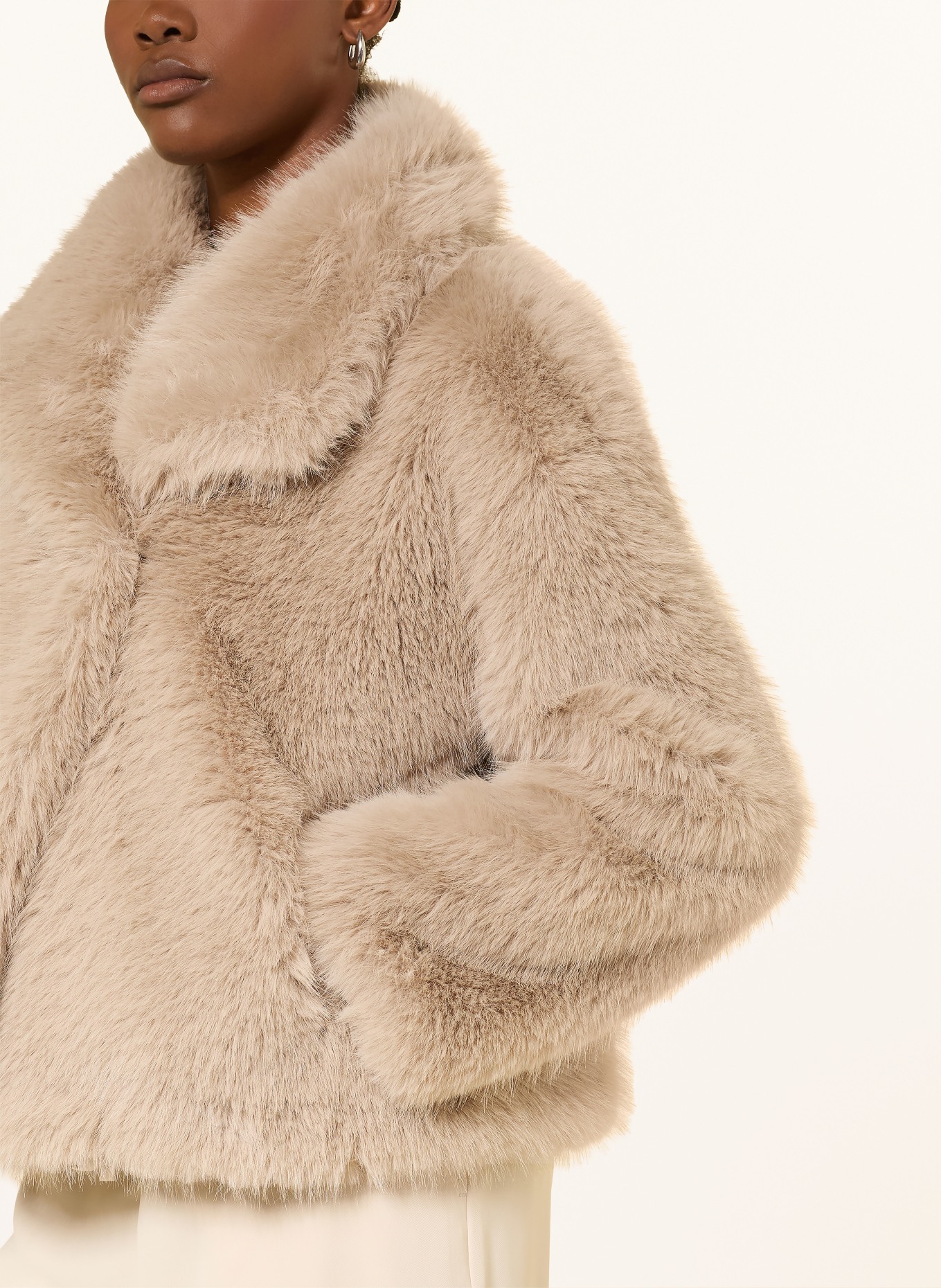 darling harbour Kunstfell-Jacke: LIGHT TAUPE