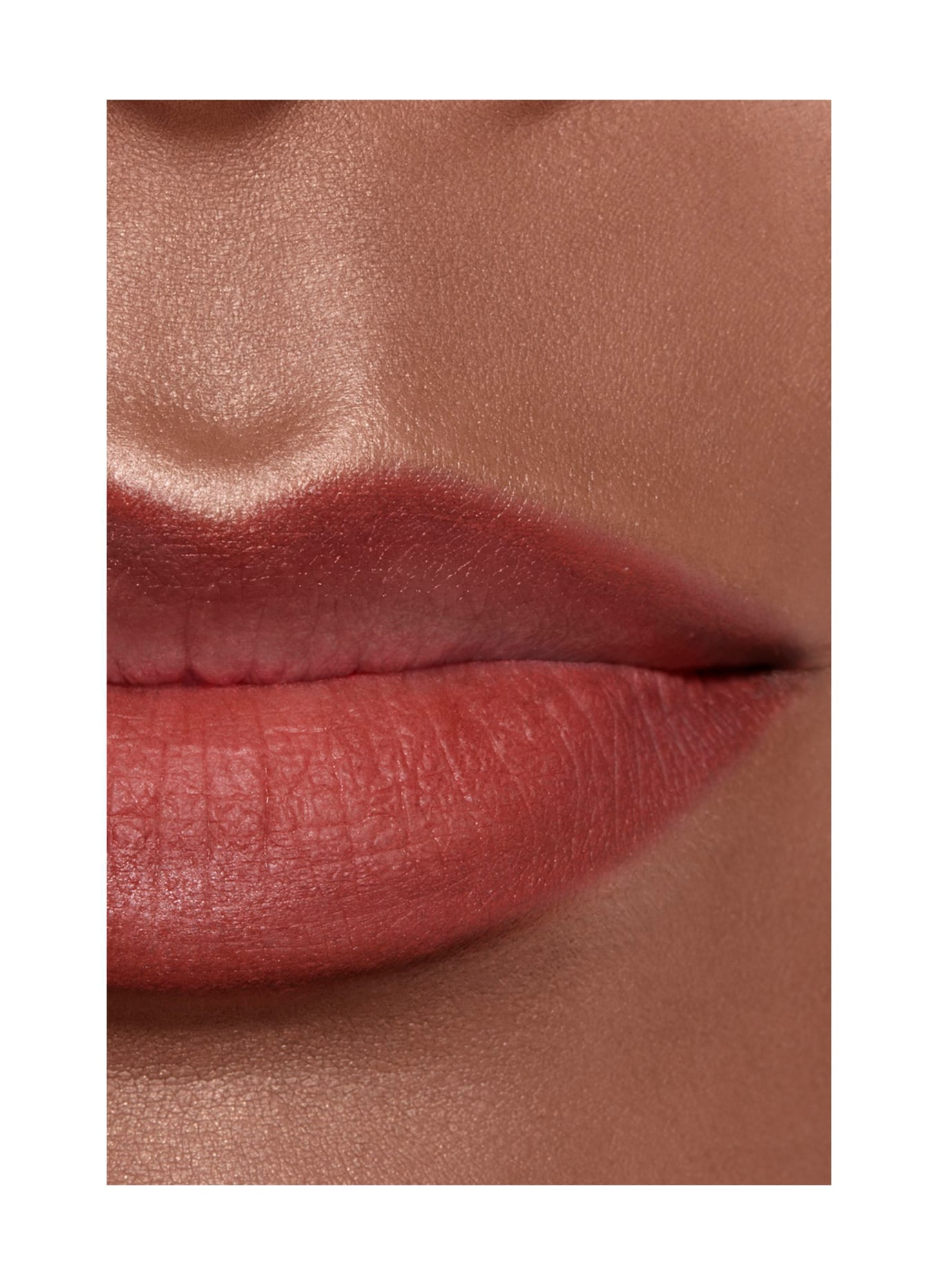 CHANEL LE CRAYON À LÈVRES: 158 ROSE NATUREL