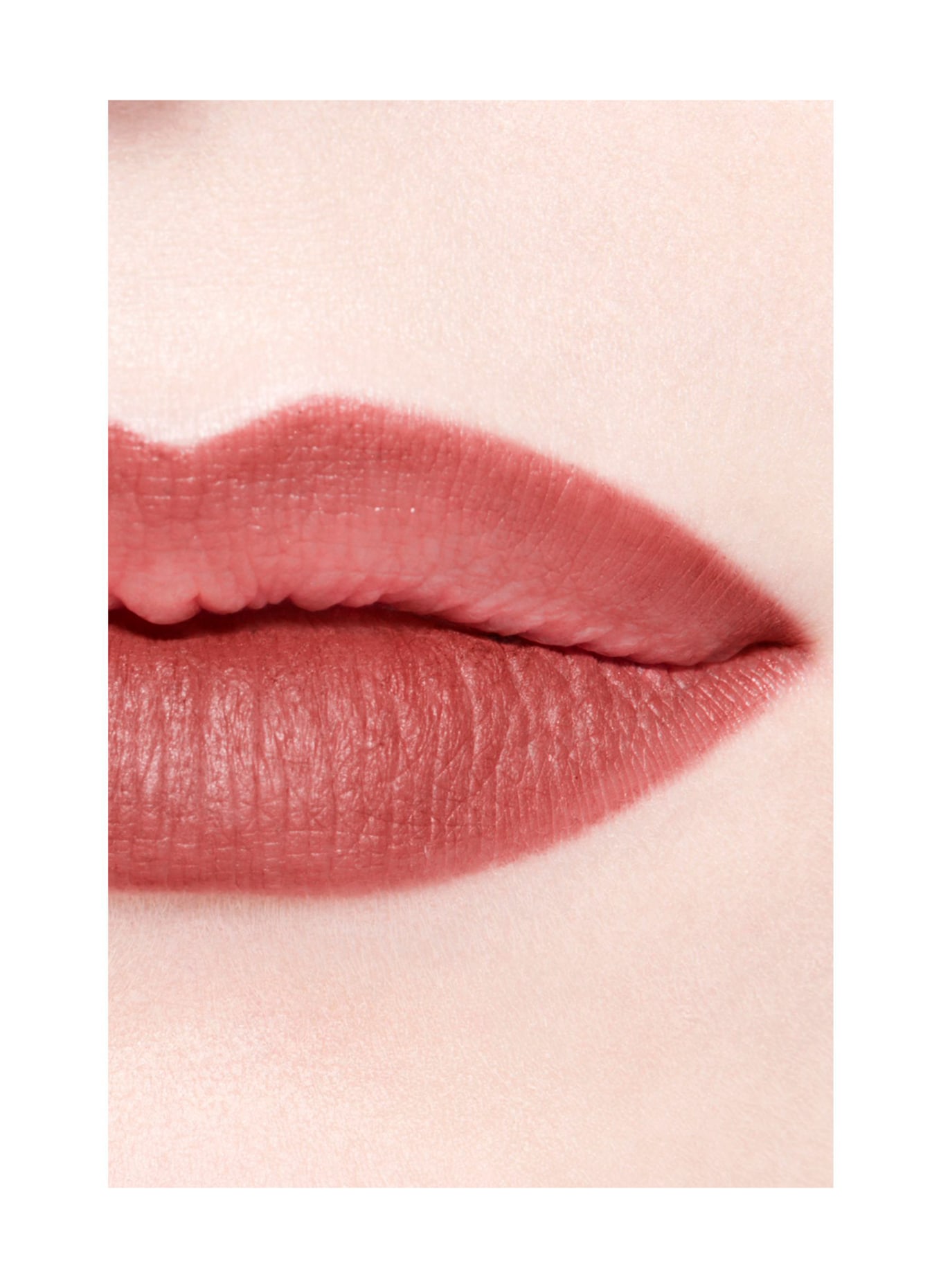 CHANEL LE CRAYON À LÈVRES: 158 ROSE NATUREL