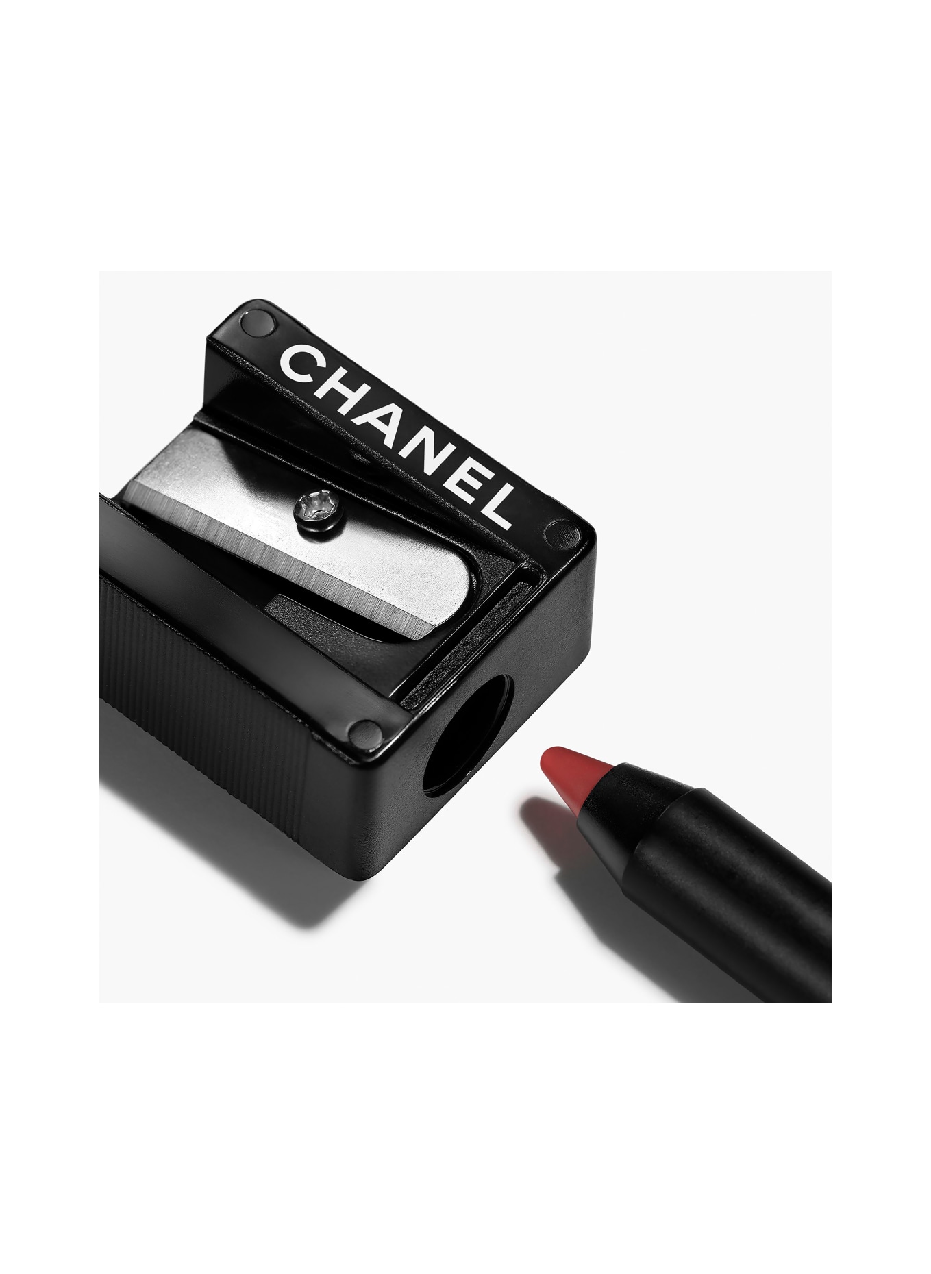 CHANEL LE CRAYON À LÈVRES: 184 ROUGE INTENSE